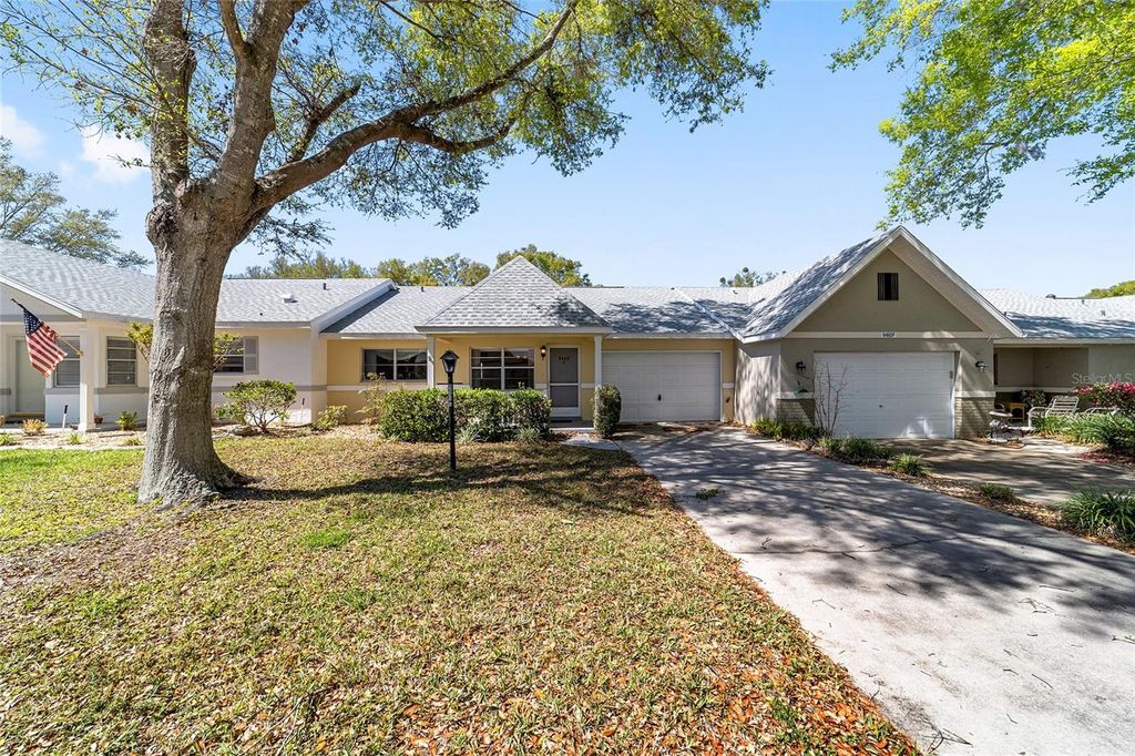 Photo of 9460 SW 84th Terrace #E, Ocala, FL 34481 (MLS # OM721160)