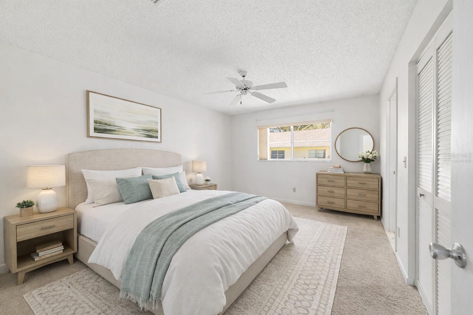 ON TOP OF THE WORLD - Residential