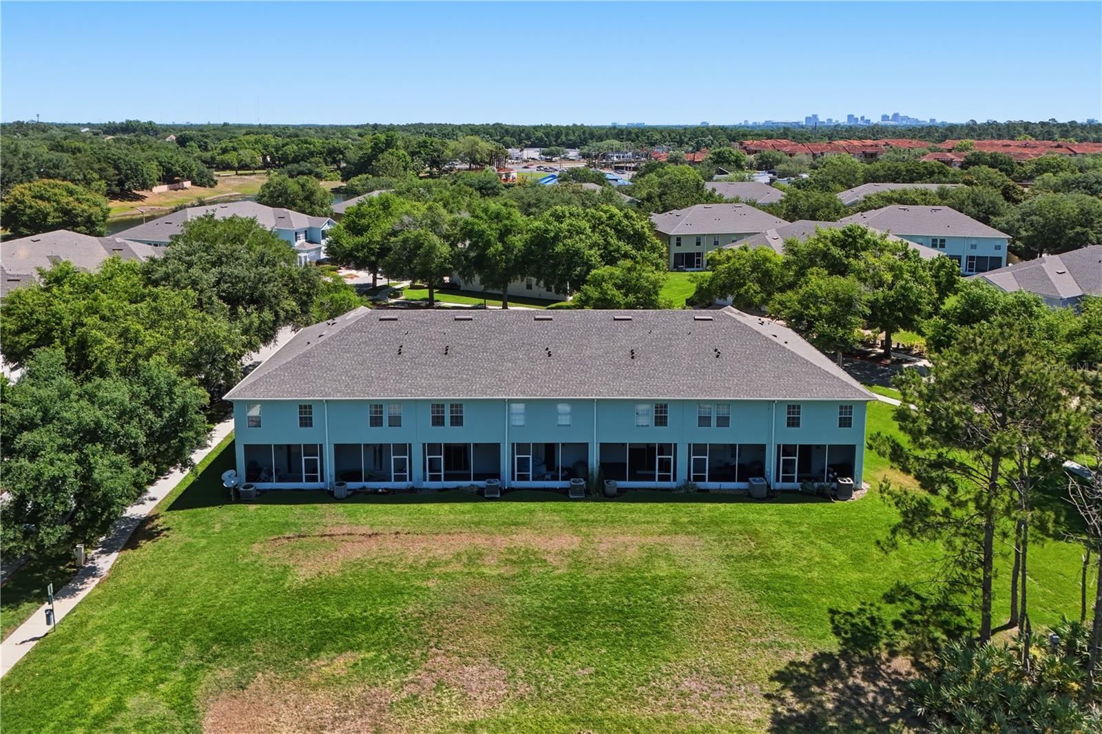 VILLA CAPRI/METROWEST - Residential