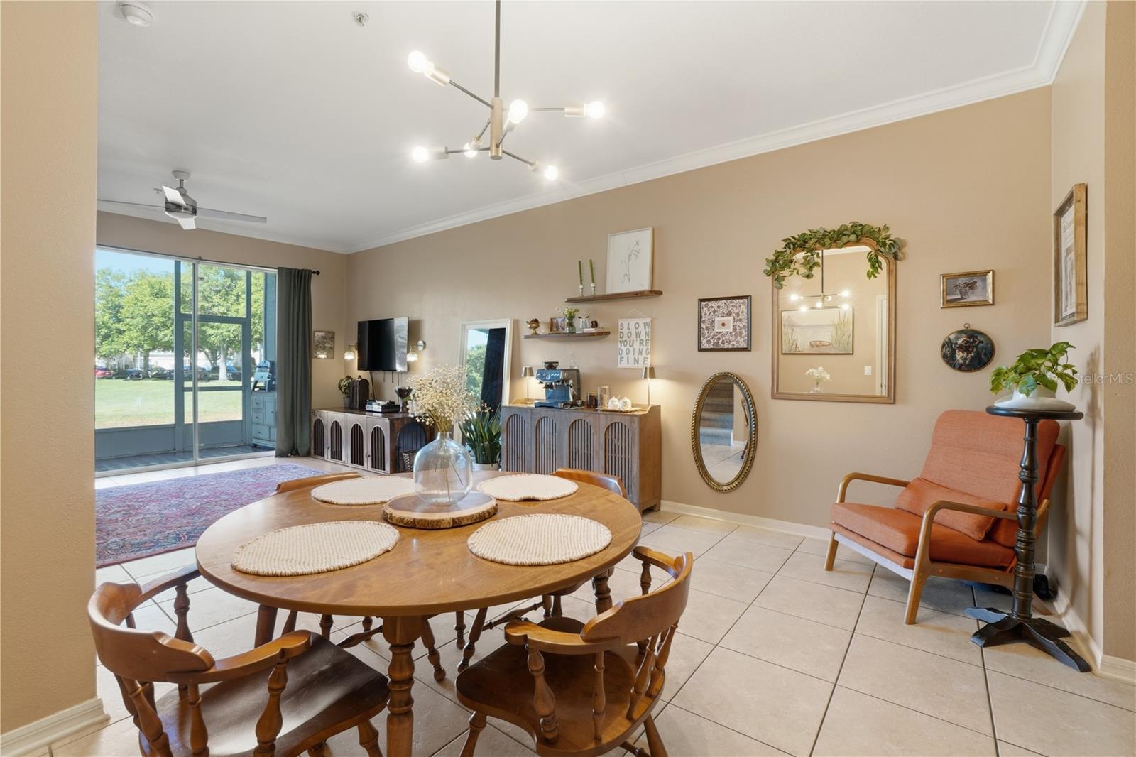 VILLA CAPRI/METROWEST - Residential