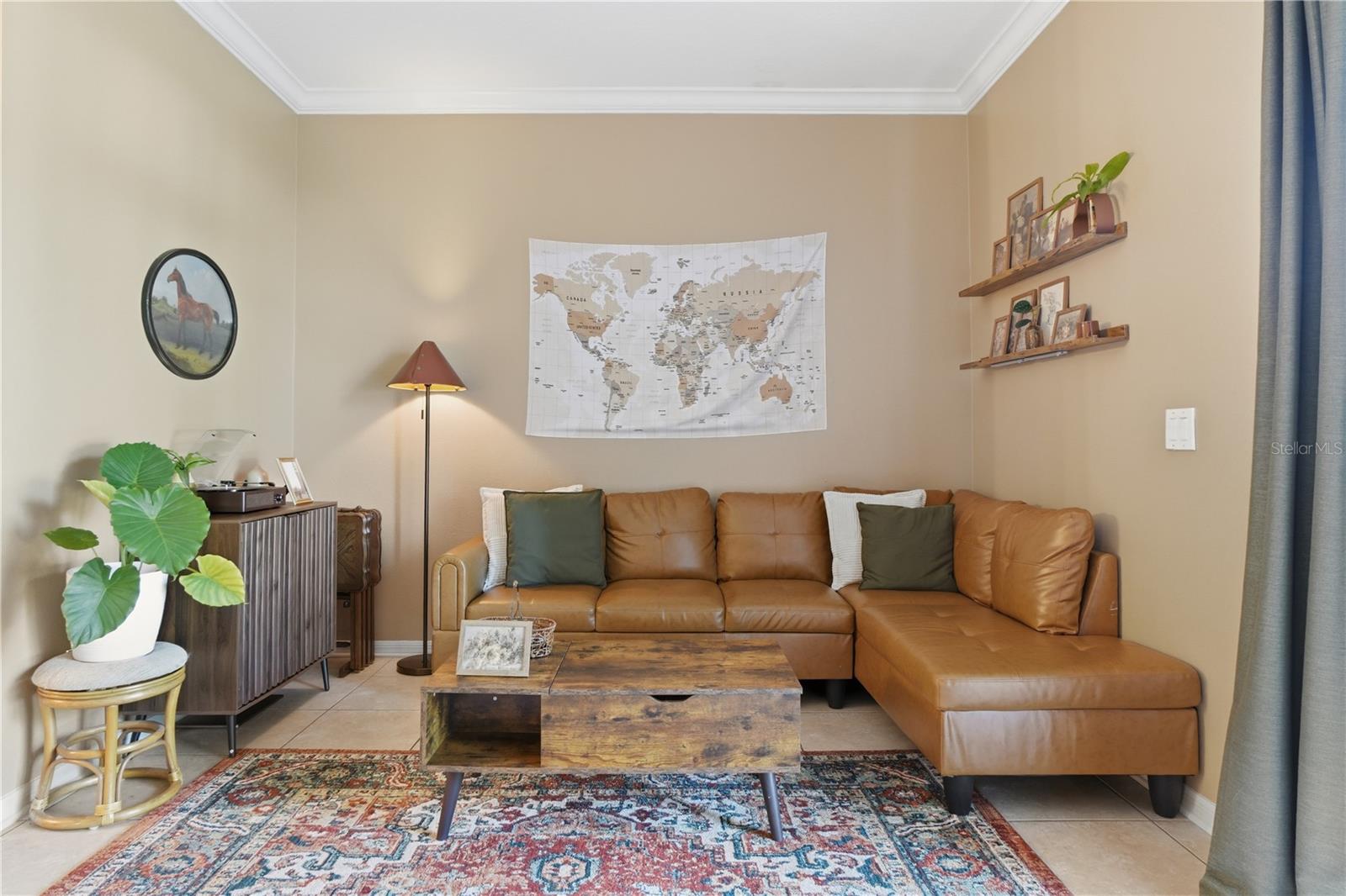 VILLA CAPRI/METROWEST - Residential