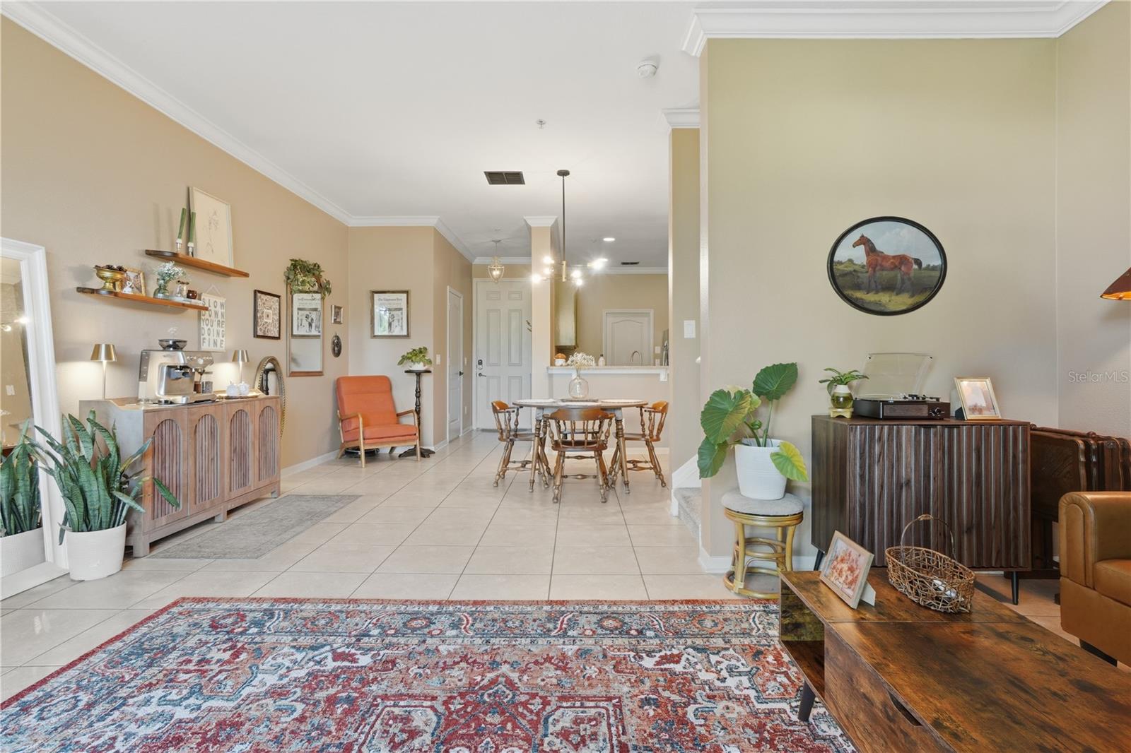 VILLA CAPRI/METROWEST - Residential