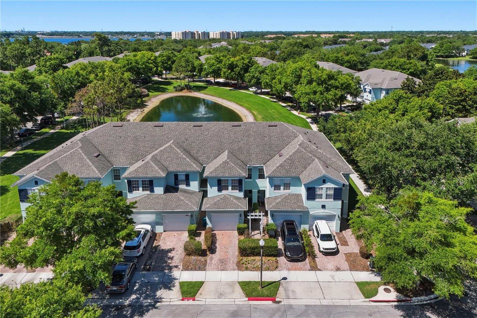 VILLA CAPRI/METROWEST - Residential