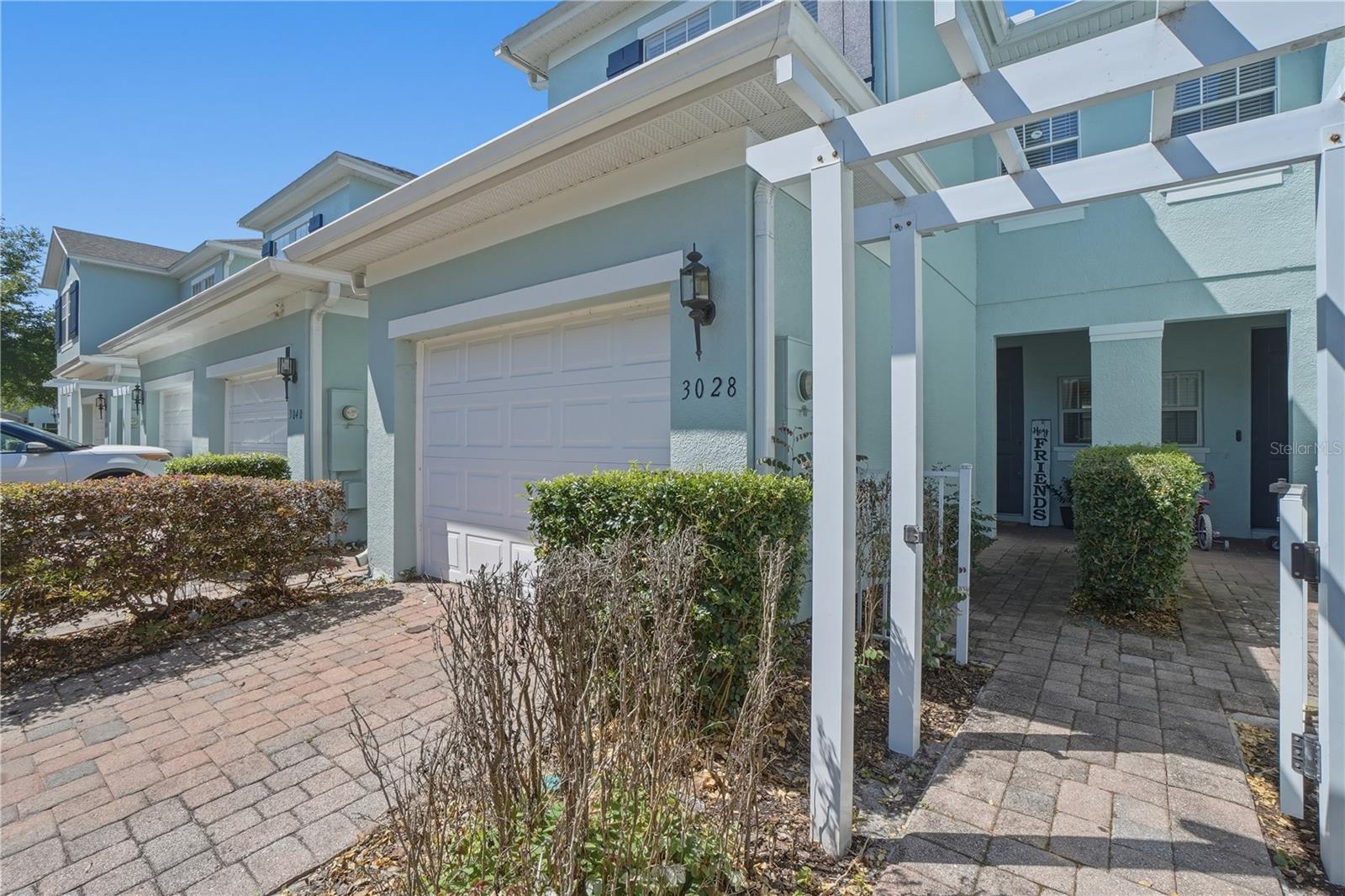 VILLA CAPRI/METROWEST - Residential