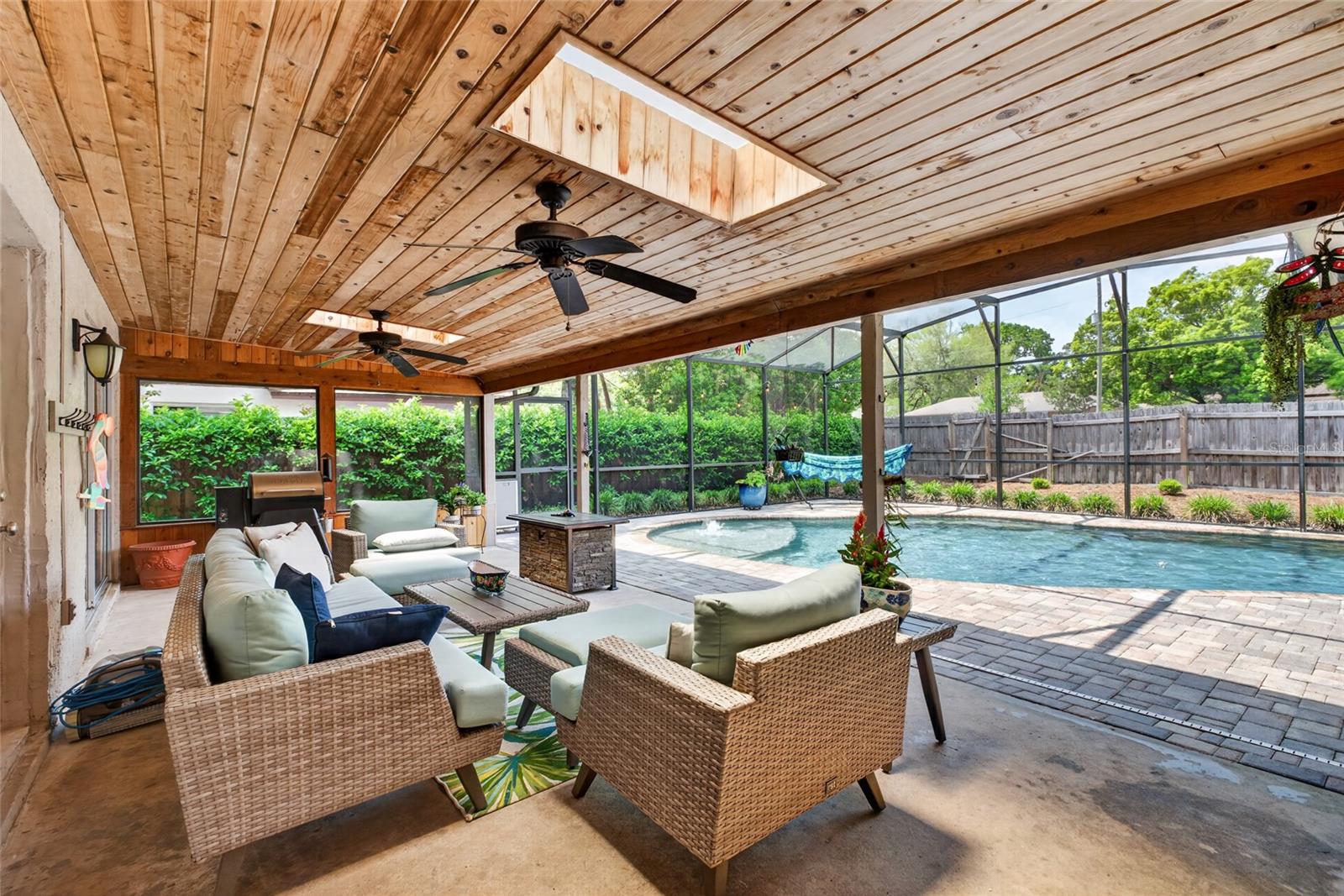 WEKIVA HUNT CLUB 2 FOX HUNT SEC 2 - Residential