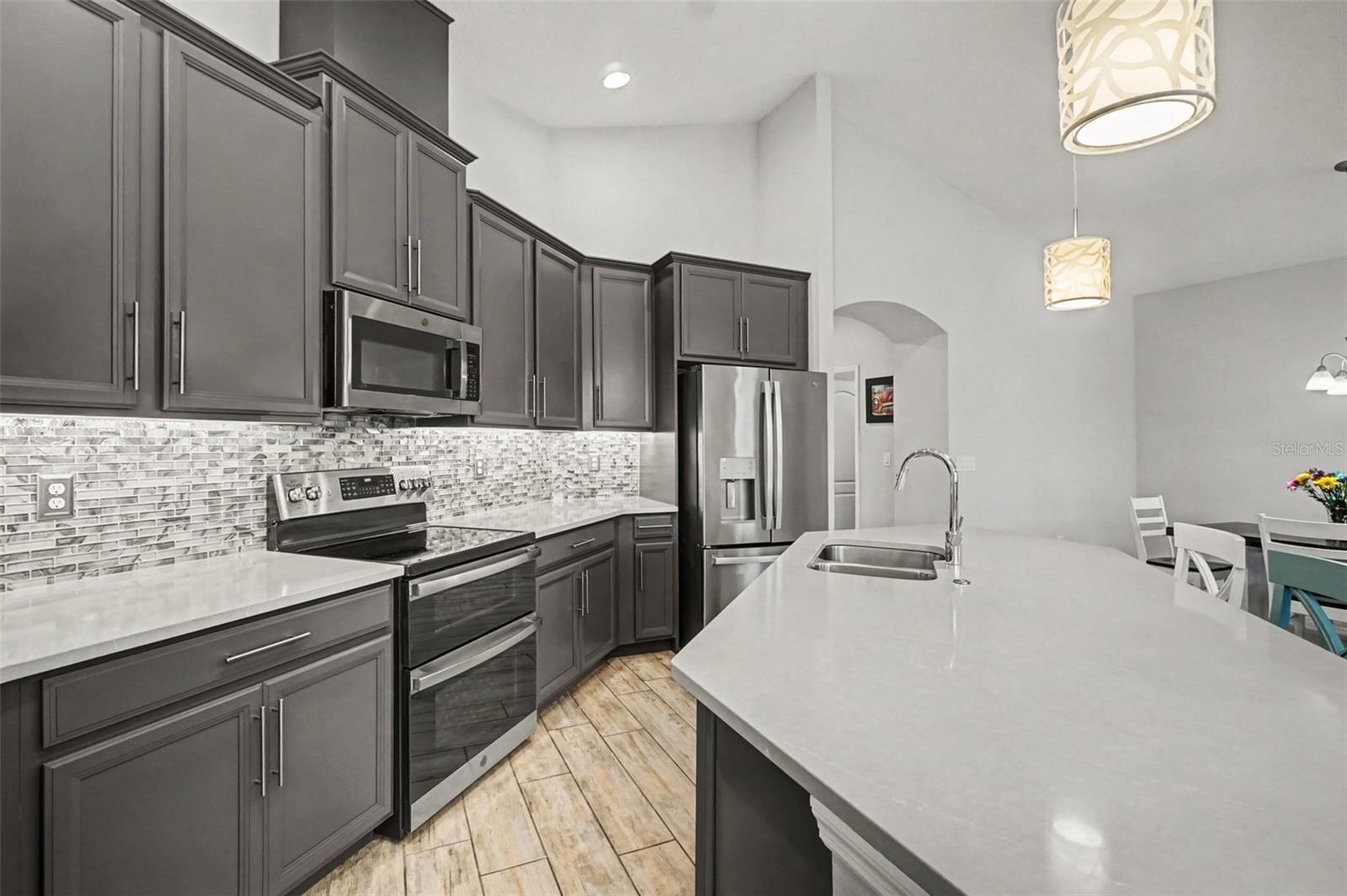 CADENCE PARK - Residential