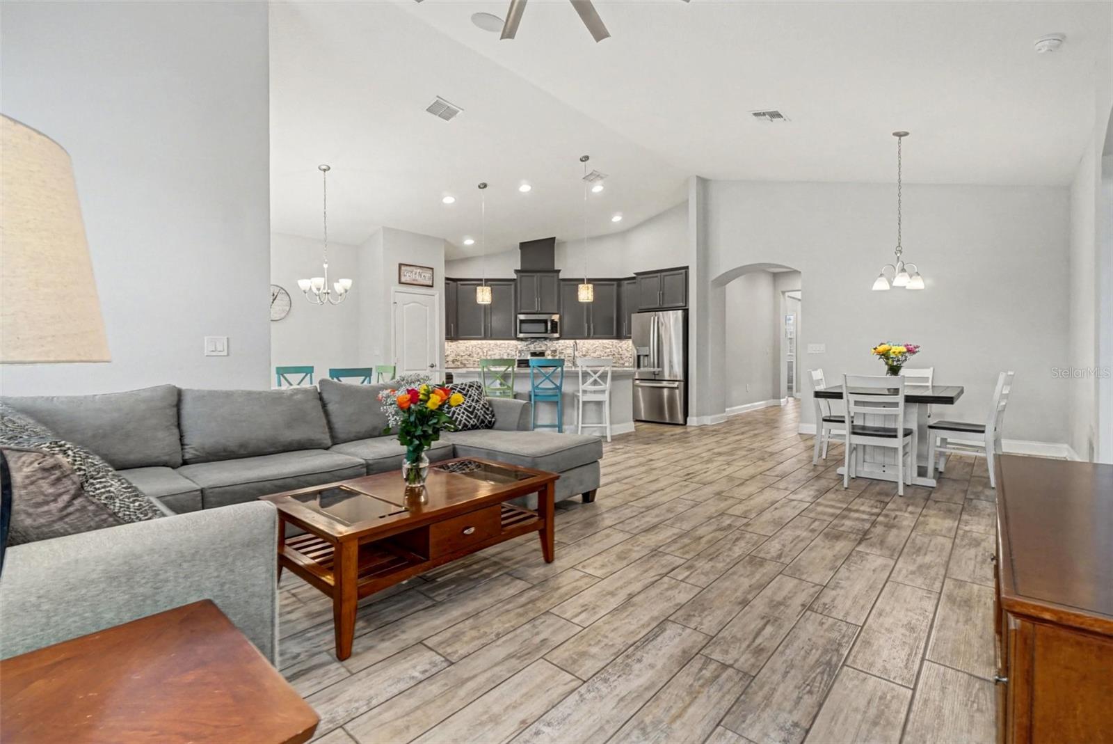 CADENCE PARK - Residential