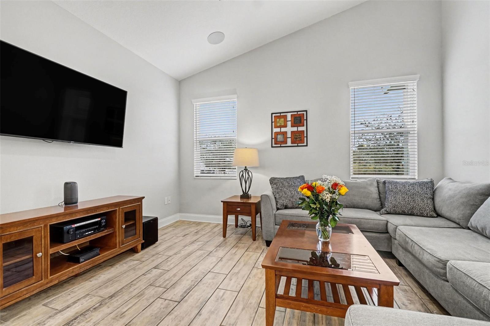 CADENCE PARK - Residential