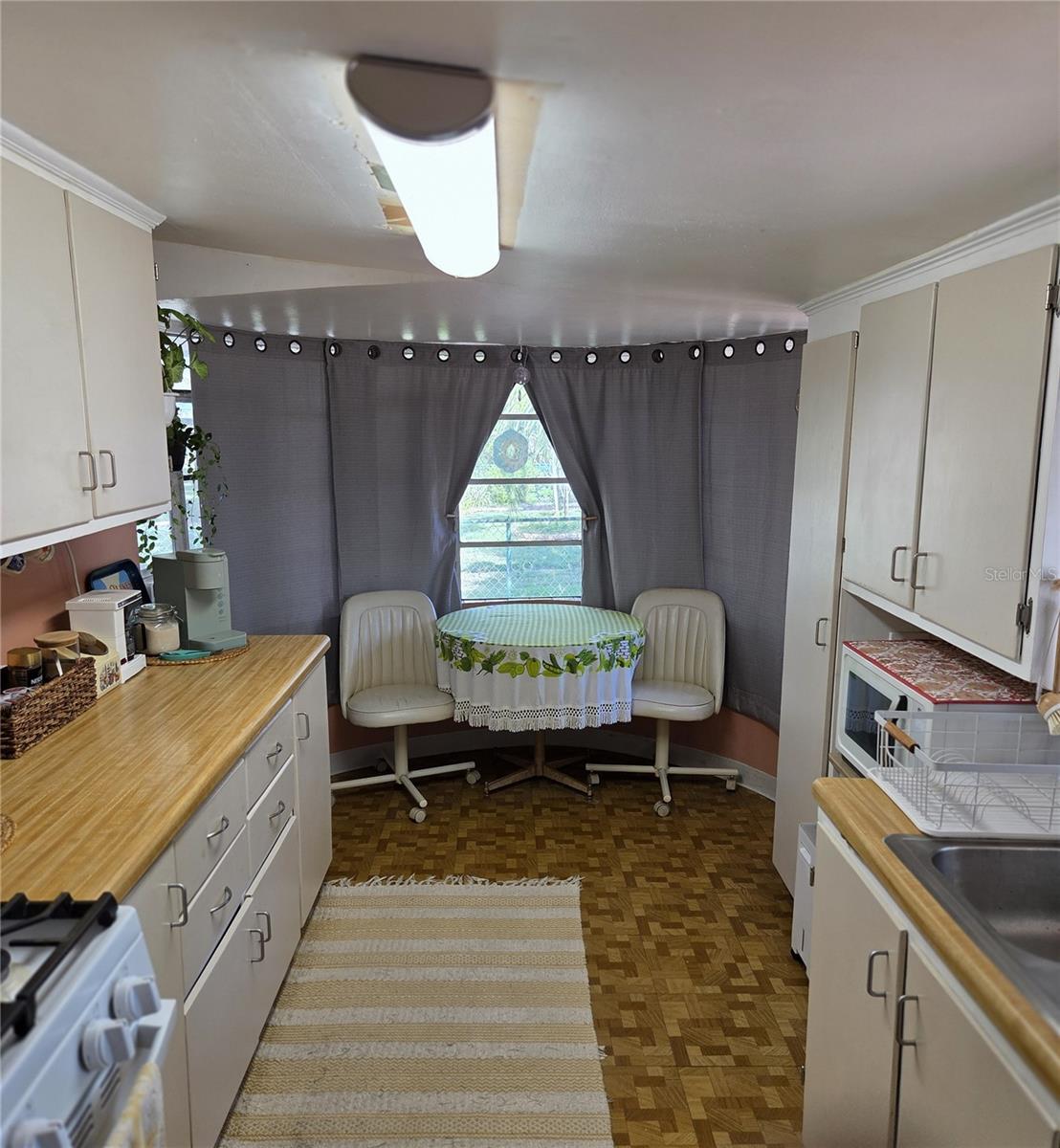 ARTHUR GIBSONS SUB - Residential