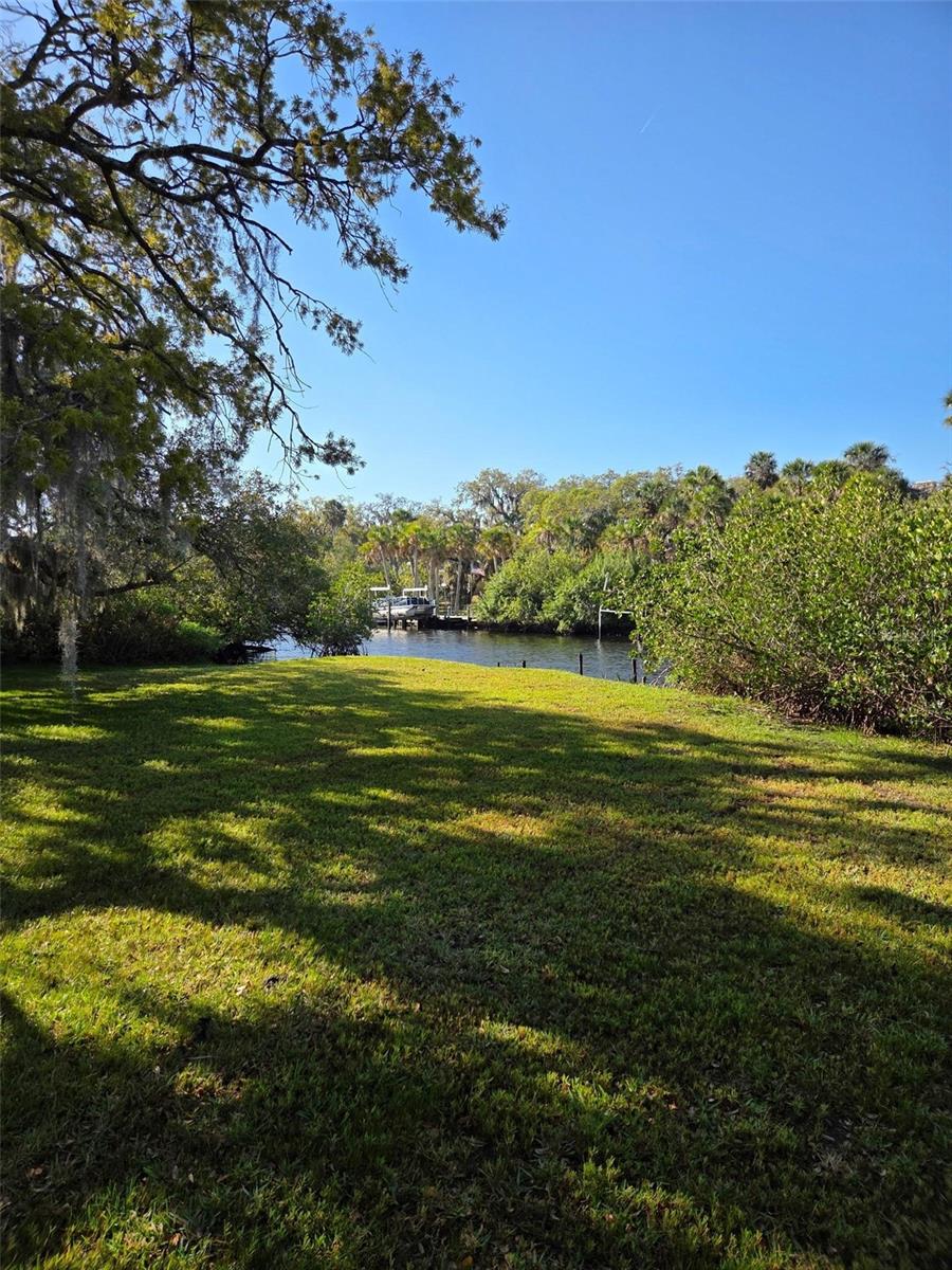 ARTHUR GIBSONS SUB - Residential