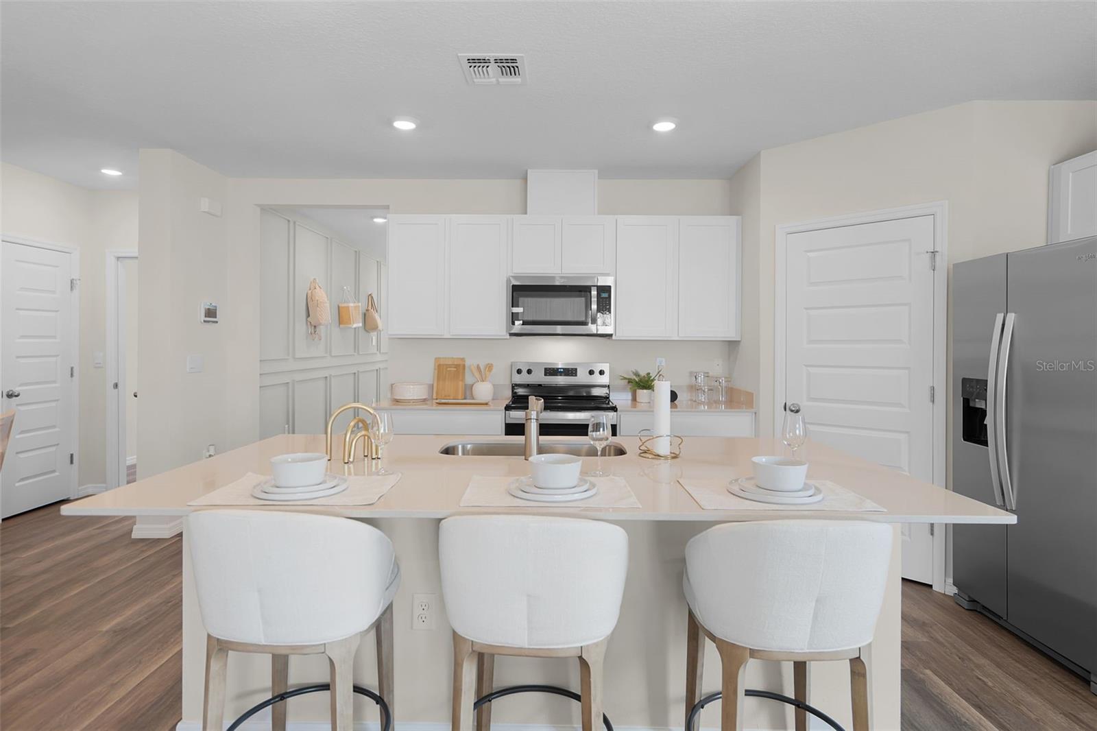 WIND MEADOWS SOUTH - Residential