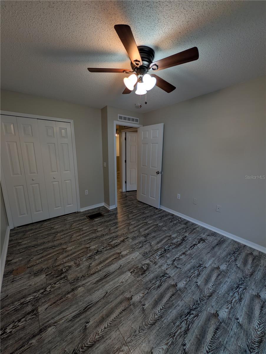 ASHBURN SQUARE TWNHMS - Residential Lease