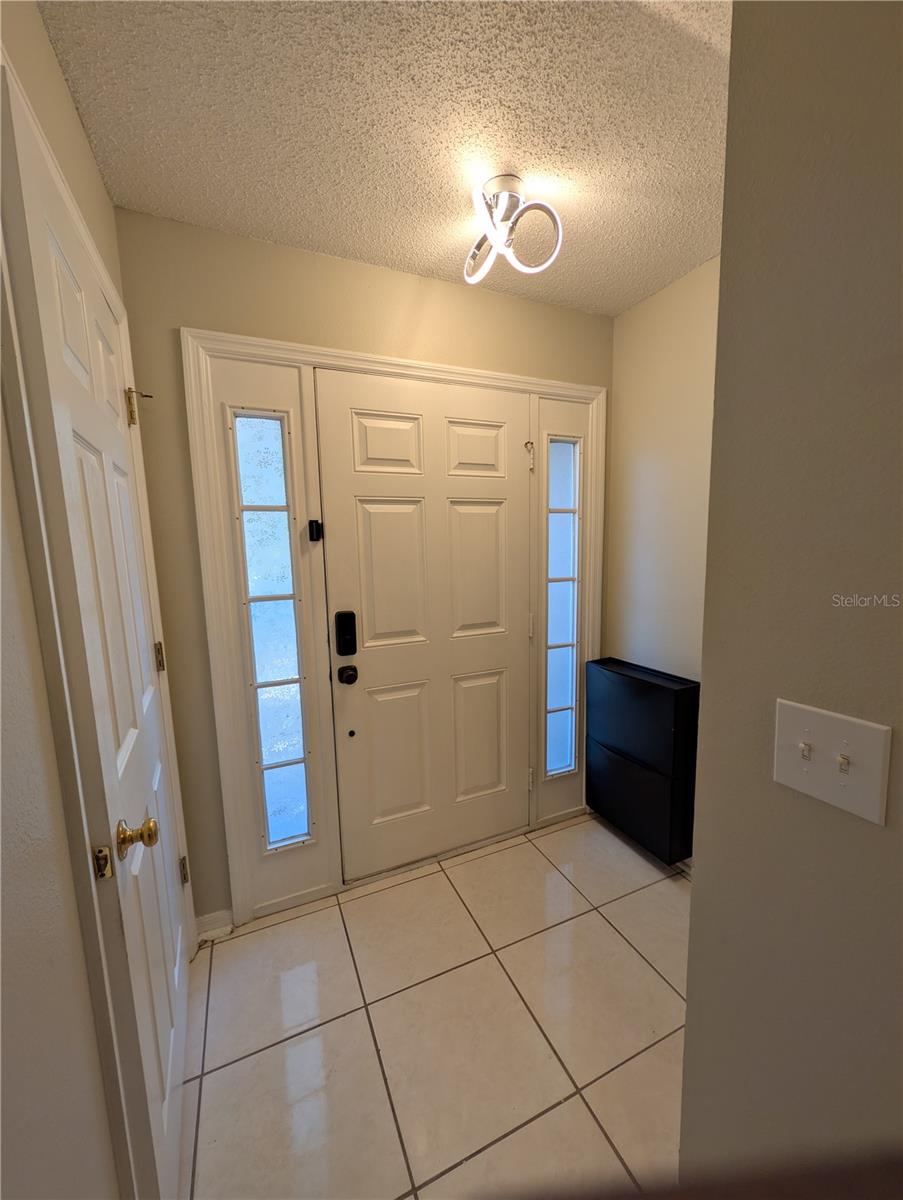 ASHBURN SQUARE TWNHMS - Residential Lease