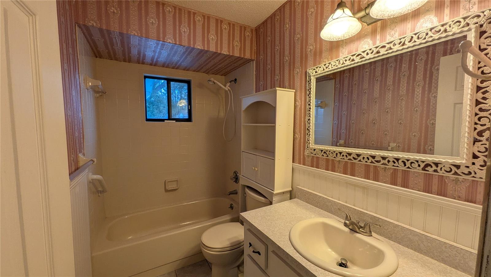 PINE RUN ESTATES - Residential