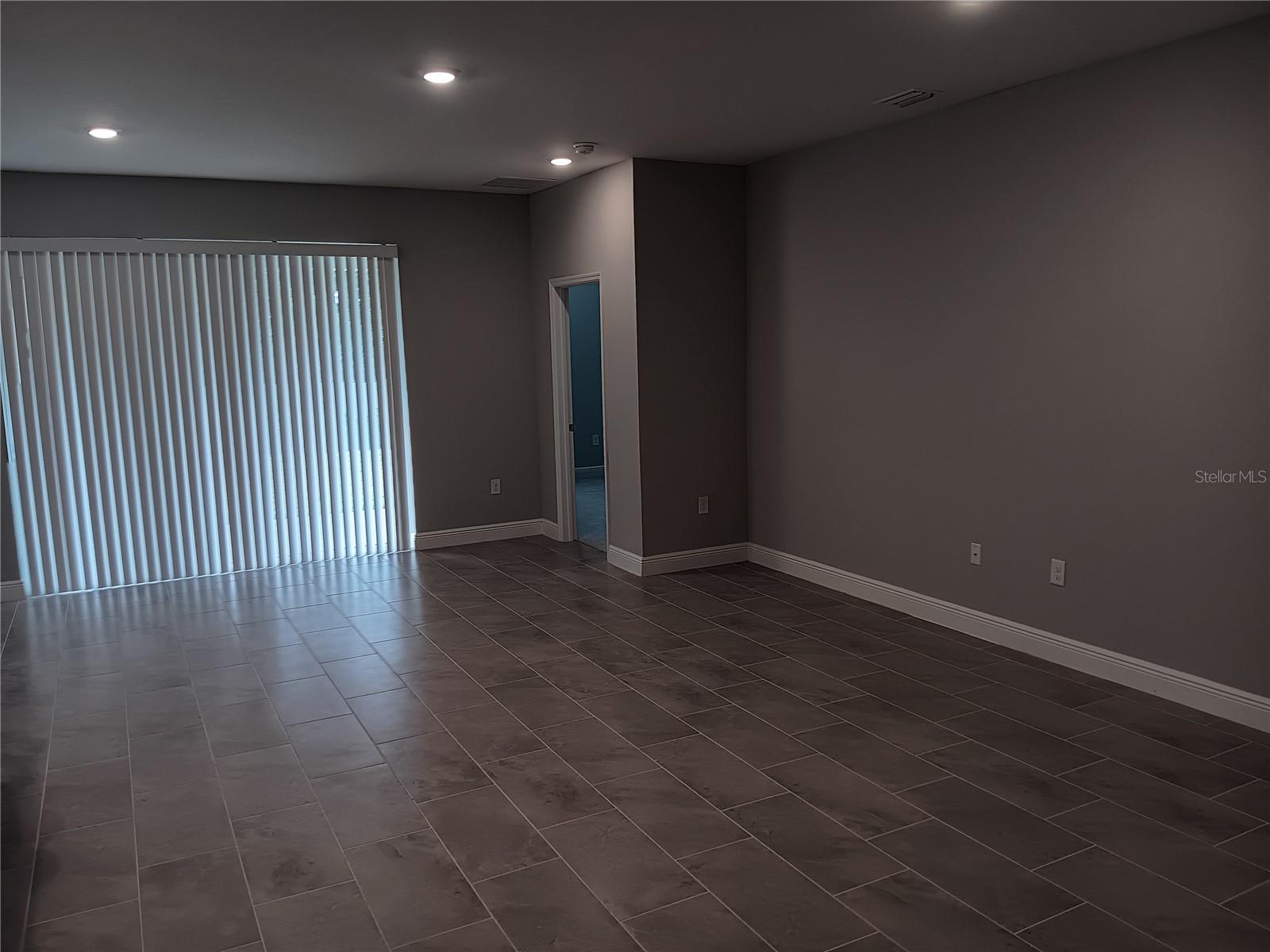 RIDGE AT HEATH BROOK - Residential Lease