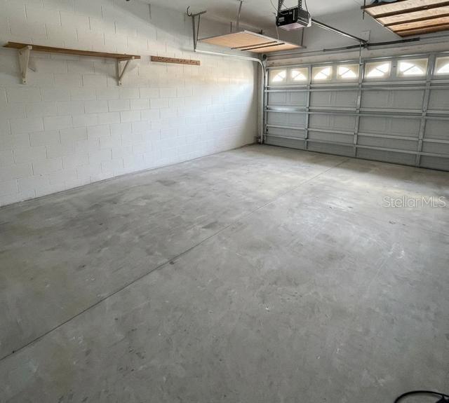 SPRINGVIEW UNIT 02 - Residential