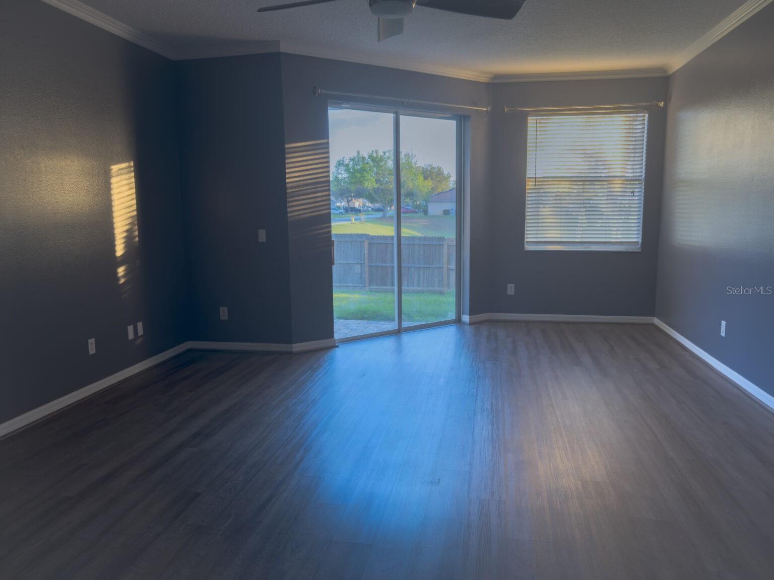 SPRINGVIEW UNIT 02 - Residential