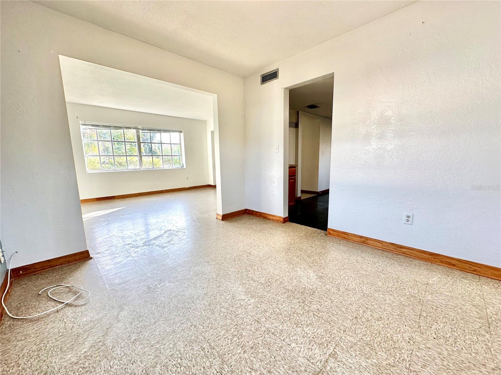 COMPTON COURT HOMESITES - Residential Lease