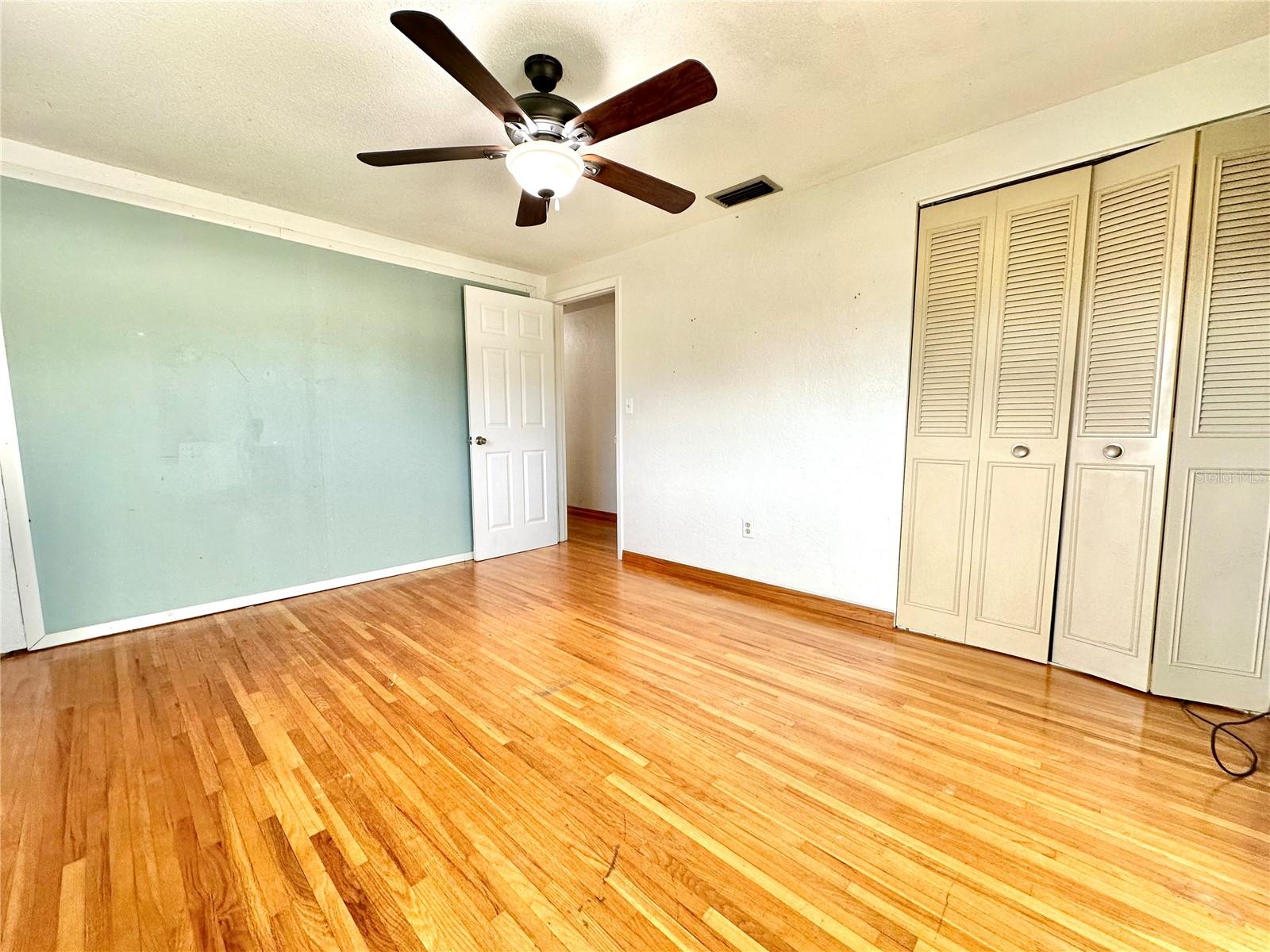 COMPTON COURT HOMESITES - Residential Lease