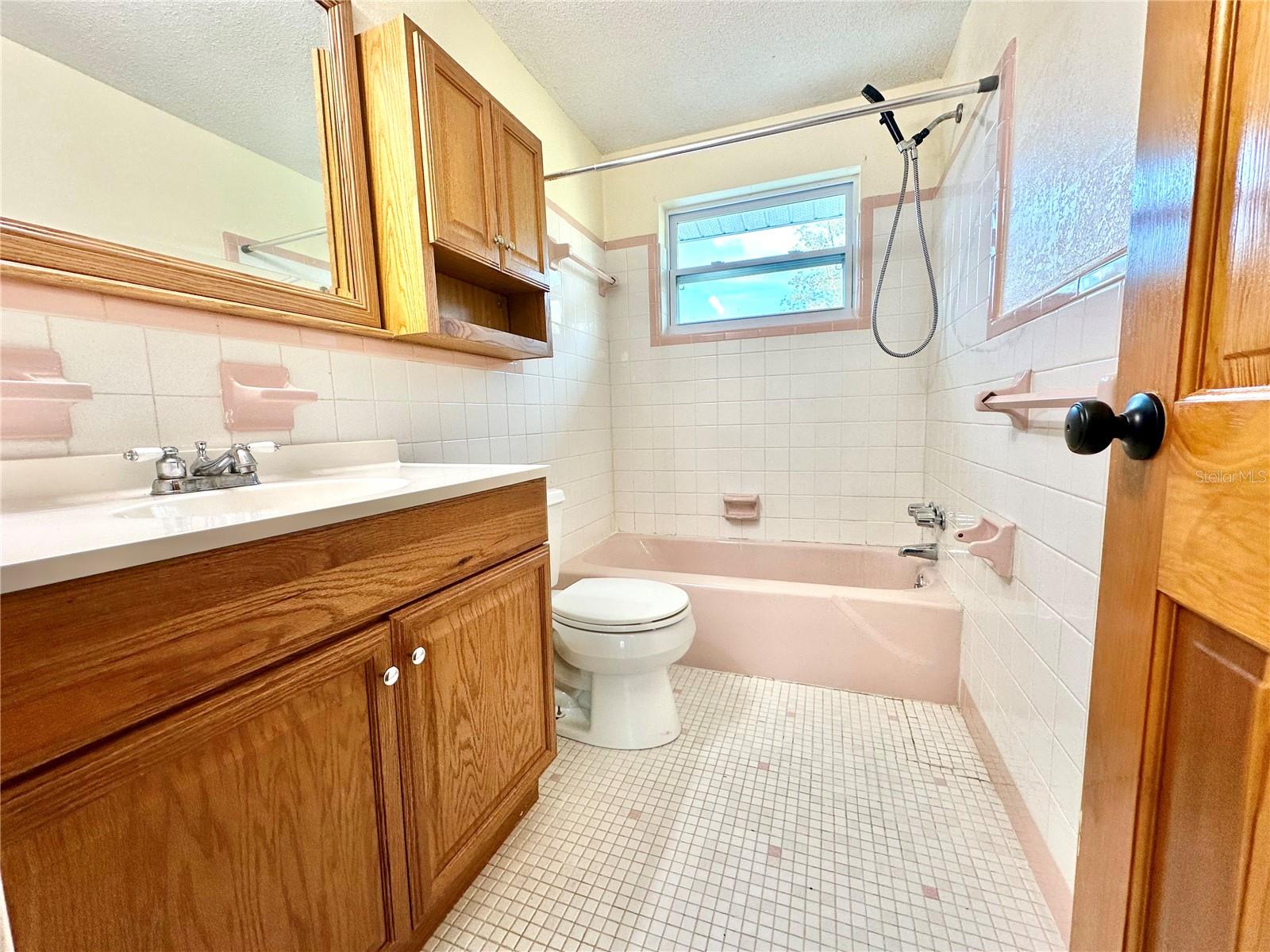 COMPTON COURT HOMESITES - Residential Lease