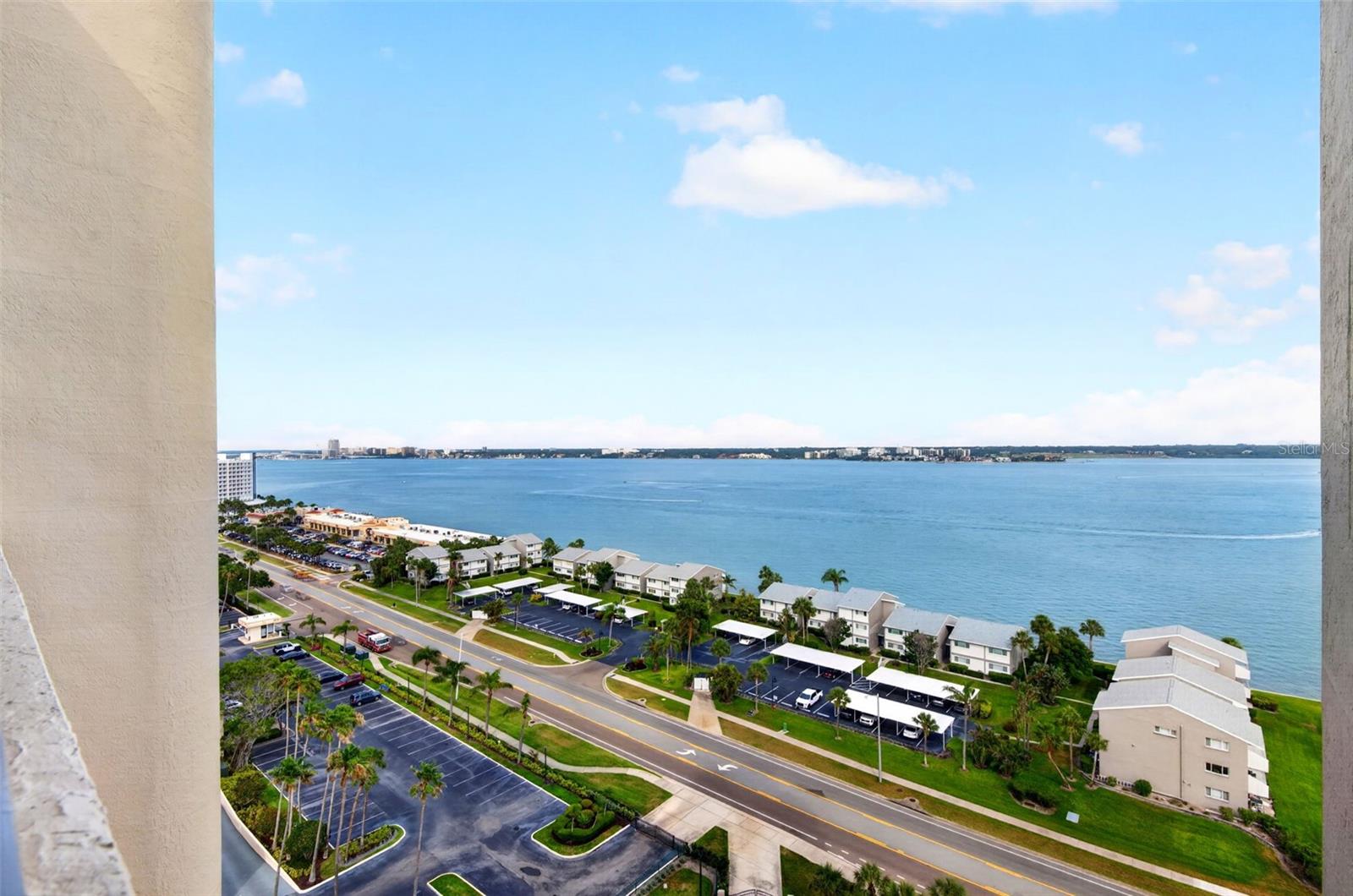 LIGHTHOUSE TOWERS CONDO - Residential