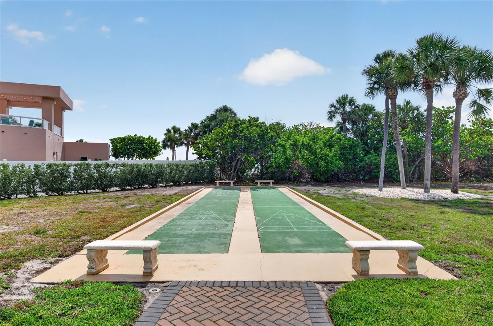 LIGHTHOUSE TOWERS CONDO - Residential