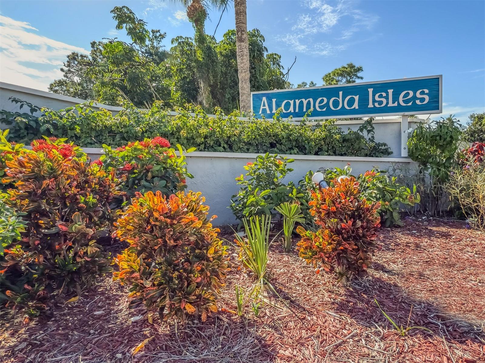 ALAMEDA ISLES - Residential