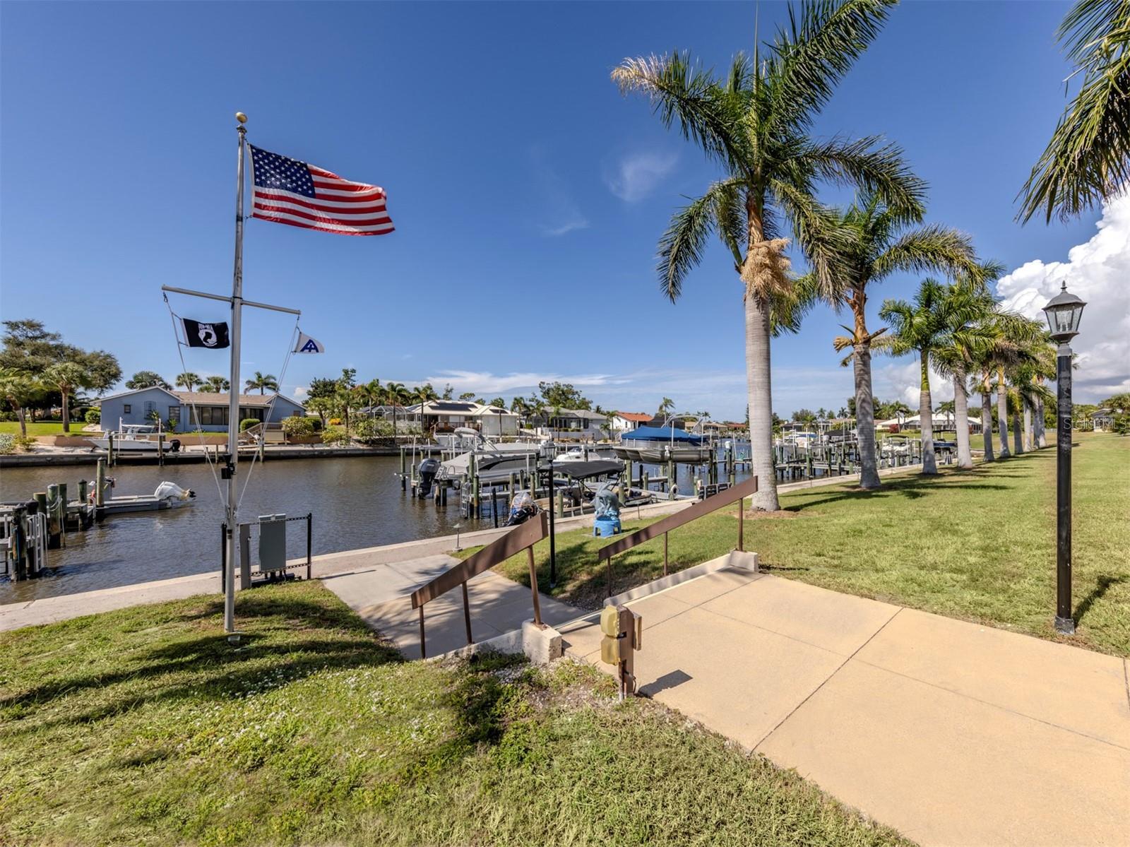 ALAMEDA ISLES - Residential