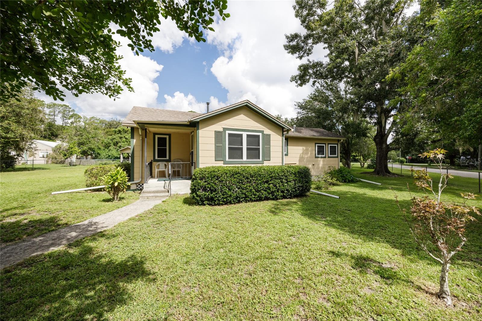Well kept North West Gainesville Home convenient to UF, Santa Fe College, HCA, UF Health. This well located home comes with a large corner lot with a big backyard which is fenced. This home has been well maintained and is move in ready. Best of all there is NO HOA! Enjoy the quiet corner lot close to downtown and 13th Street. Lots of windows and original charm. This home is a must see!