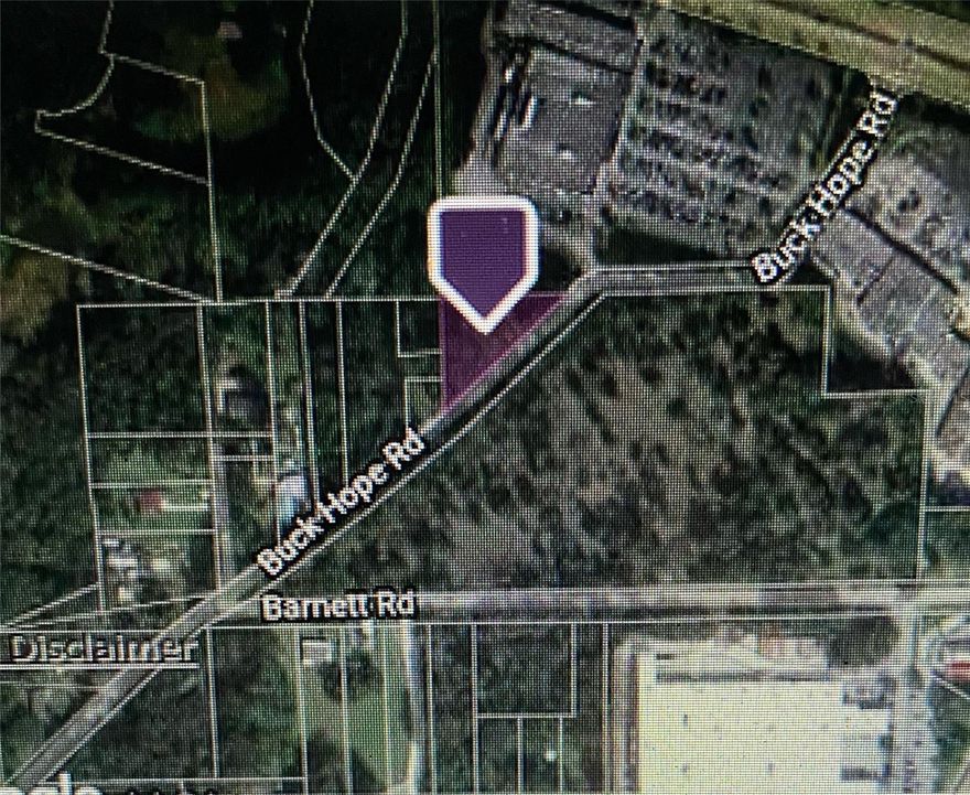 "BUSINESS OPPORTUNITY" The property is located right behind the Publix Shopping Center. Zoned C-3, Fast growing area. Close to all amenities, shopping and Suncoast Parkway just minutes from Tampa area. This is PERFECT for starting a new business, relocating or opening up another location Now is the time to buy before prices start moving up. Let's Make a Deal !!! don't let this one pass you by