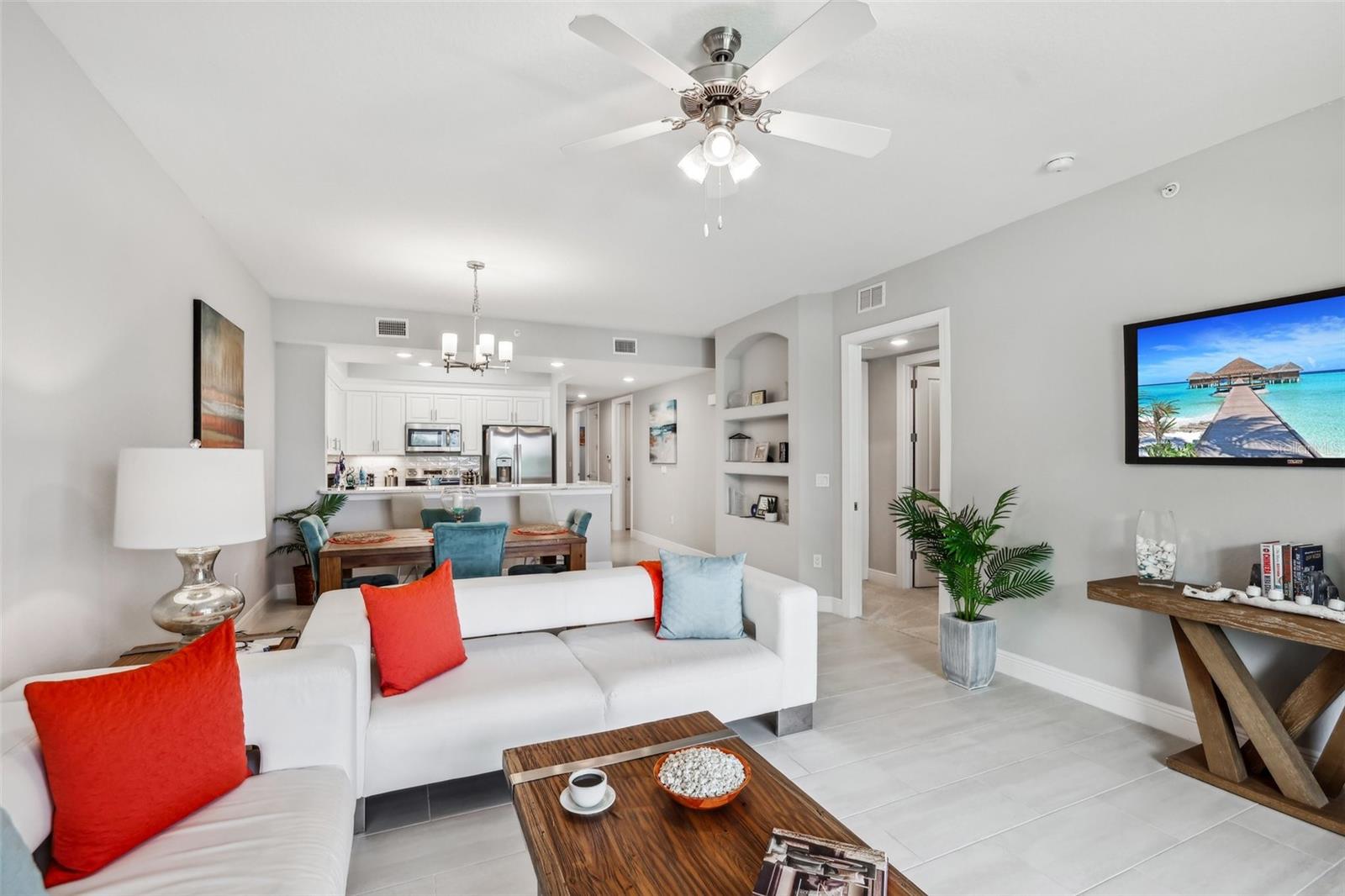 7 RIVERWALK DRIVE 305