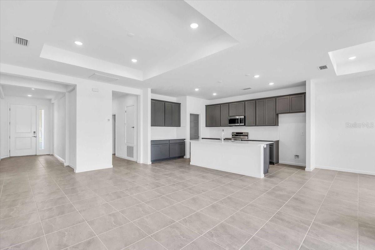 9581 VIBRANT LANE