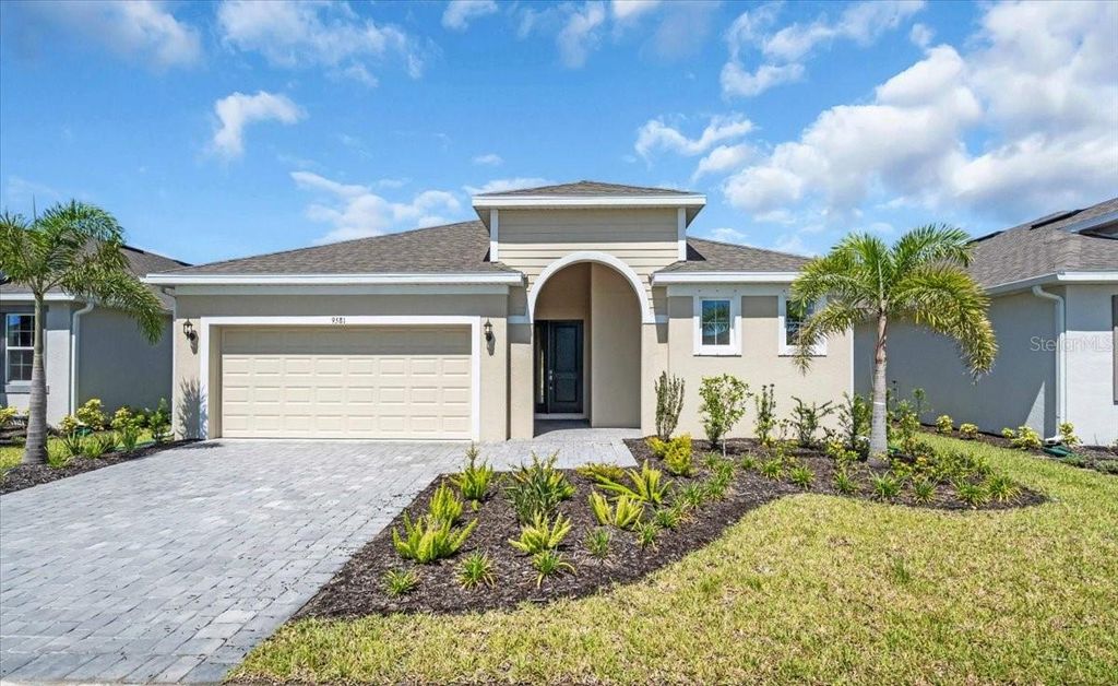Photo of 9581 Vibrant Ln, Venice, FL 34292 (MLS # O6320284)