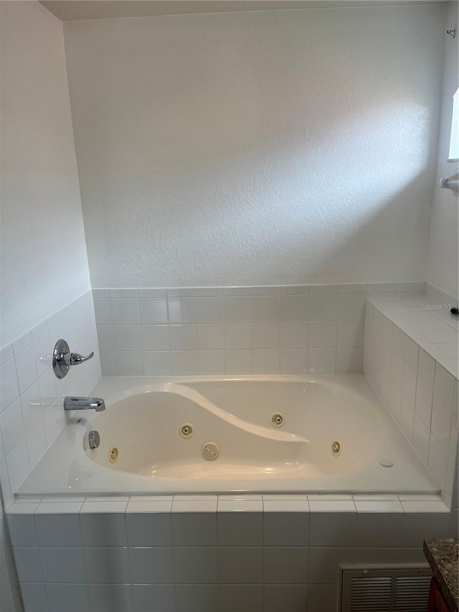 WINCHESTER ESTATES - Residential