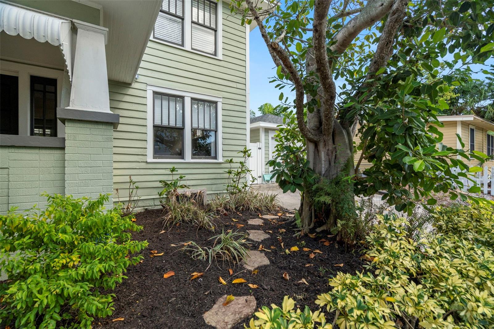 AVOCADO SUB - Residential Income