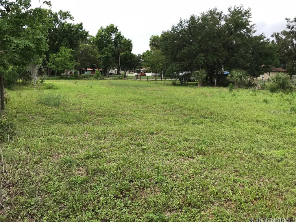 Bradburys Rivermoor - Land