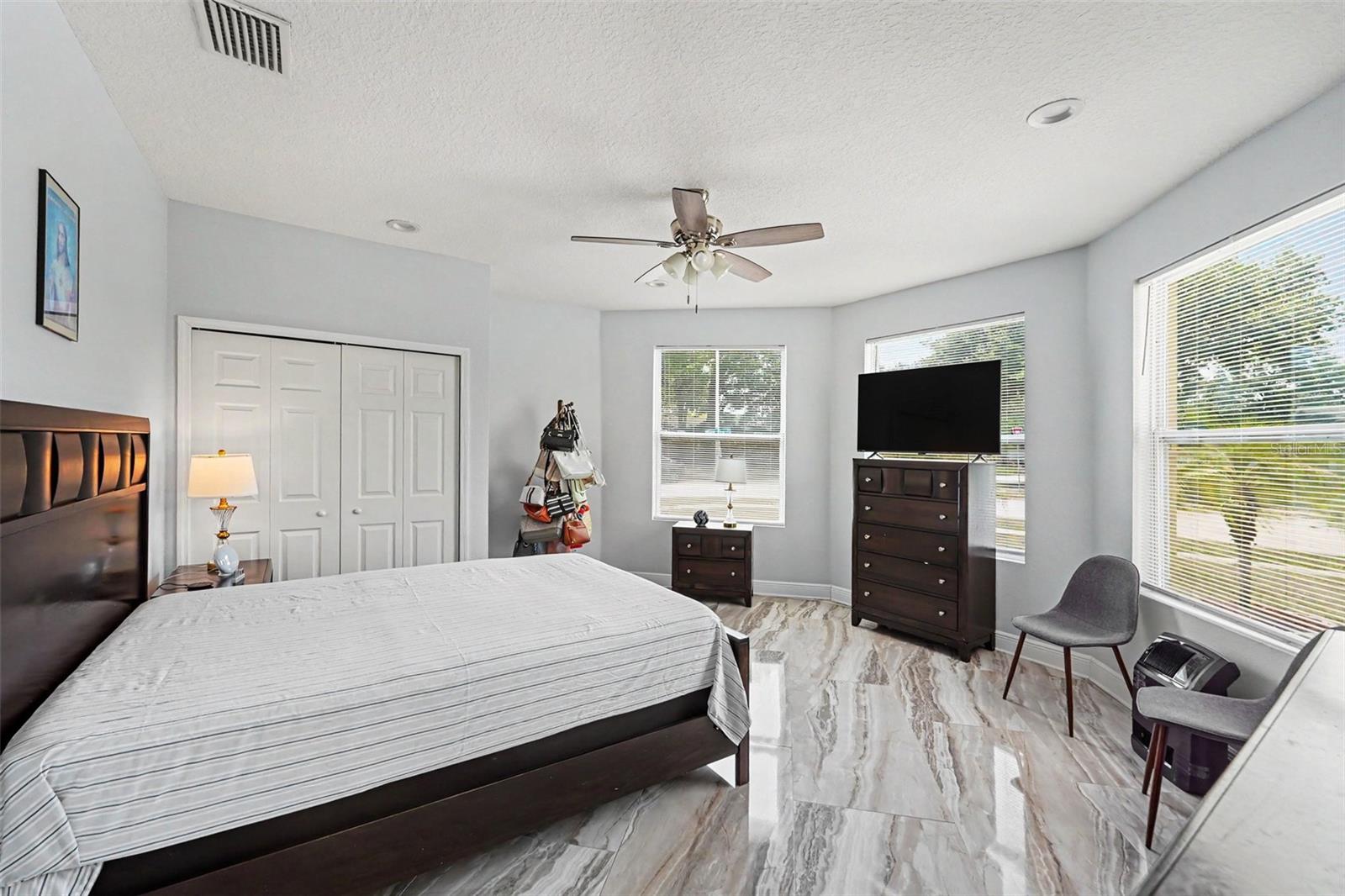 COUNTRY RUN UNIT 1 - Residential