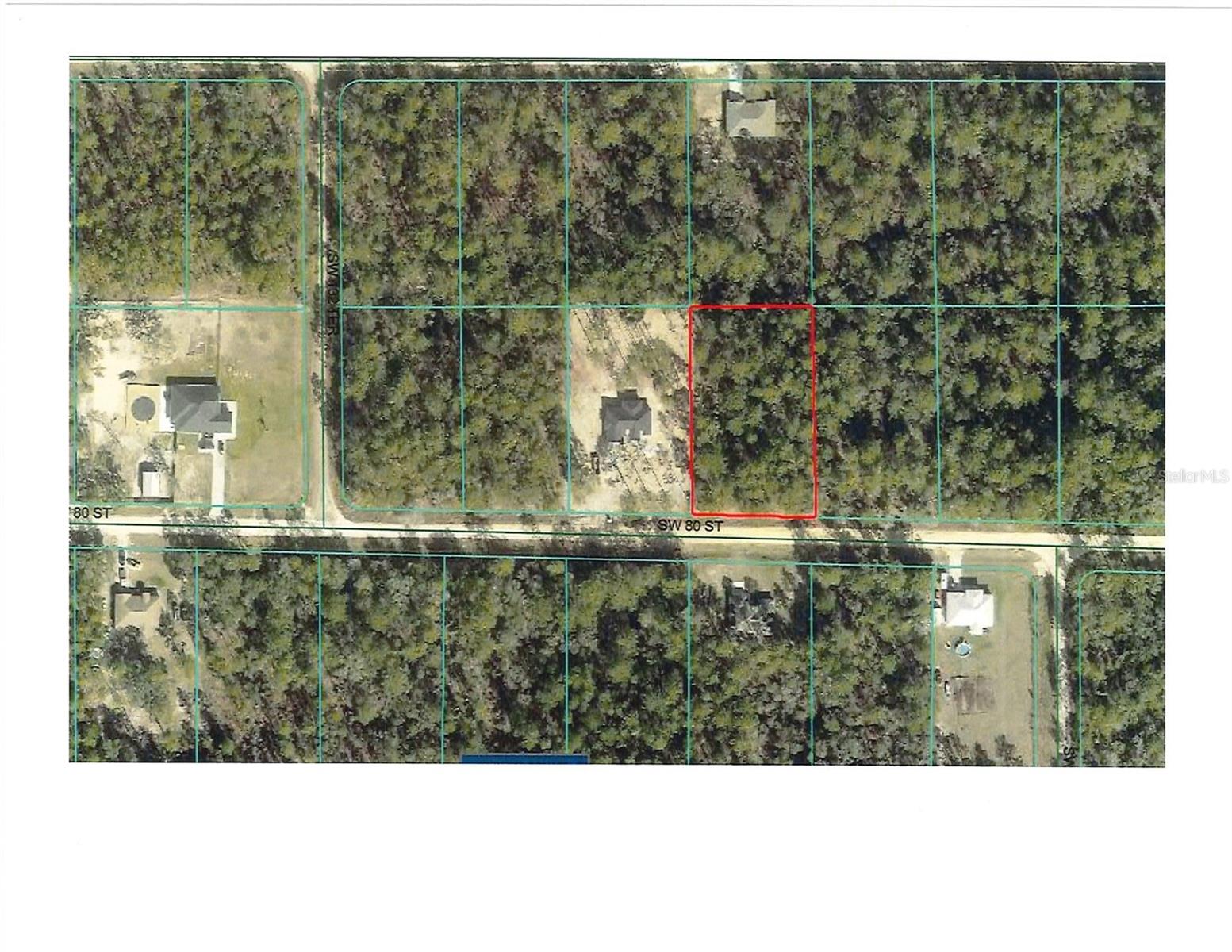 Site Built homes. Cloe to Ocala and Dunnellon for shopping, restaurants and medical services.