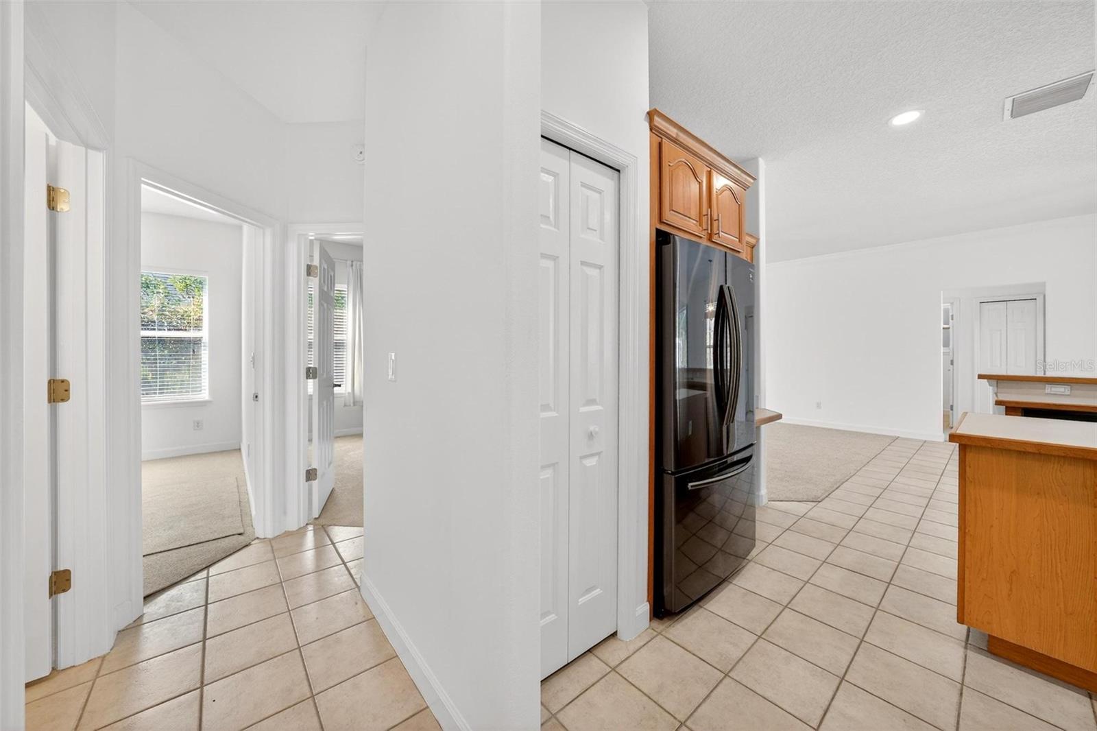 PARK PLACE ON LAKE JOANNA - Residential