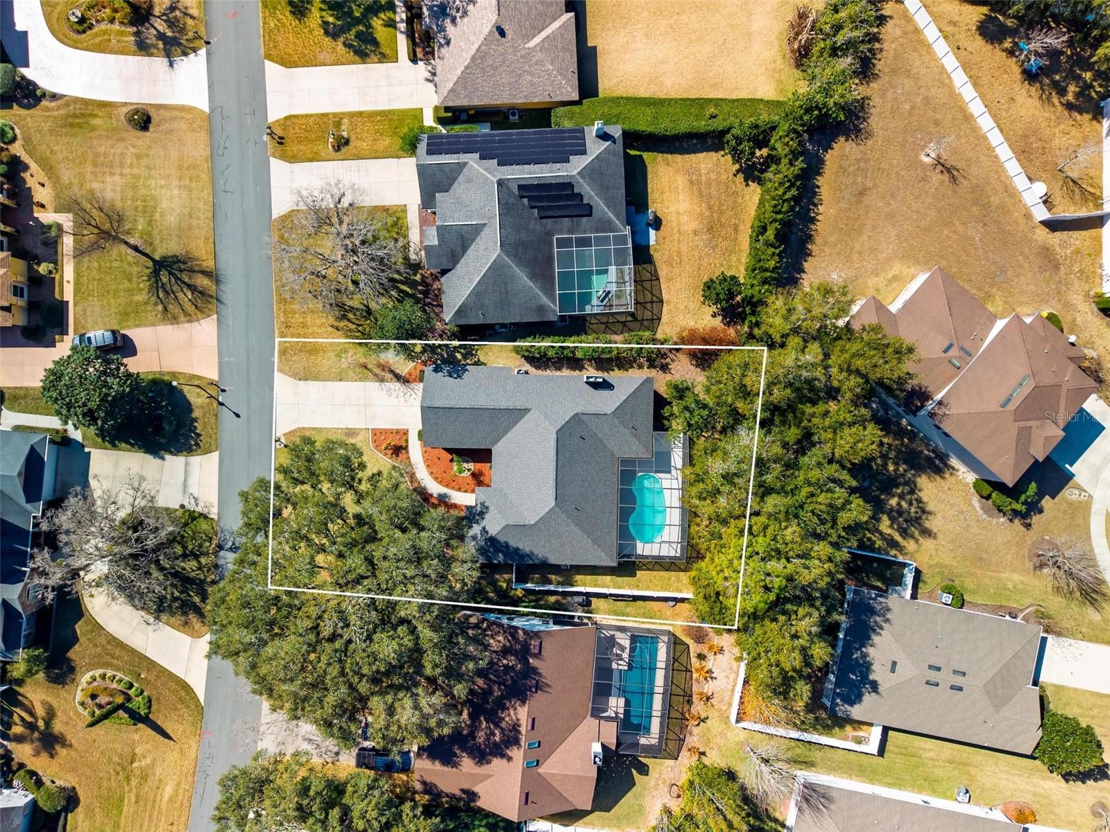 PARK PLACE ON LAKE JOANNA - Residential