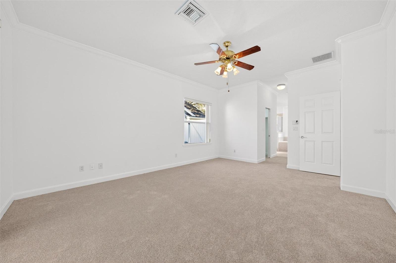 PARK PLACE ON LAKE JOANNA - Residential