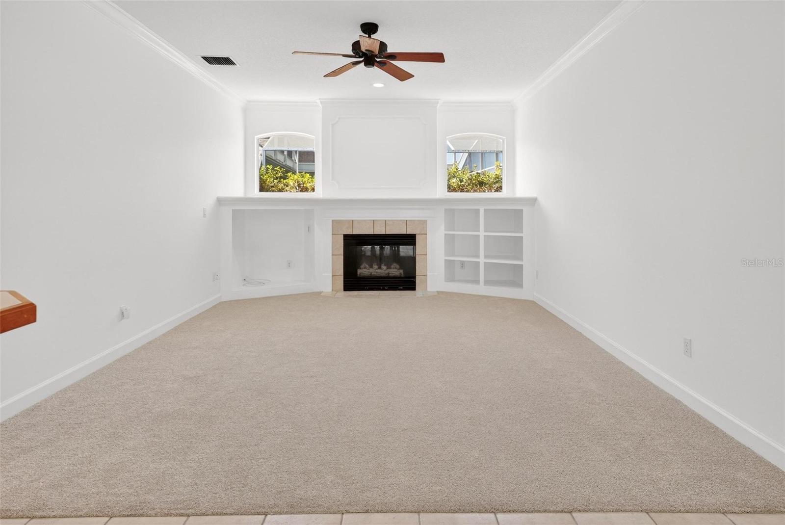 PARK PLACE ON LAKE JOANNA - Residential