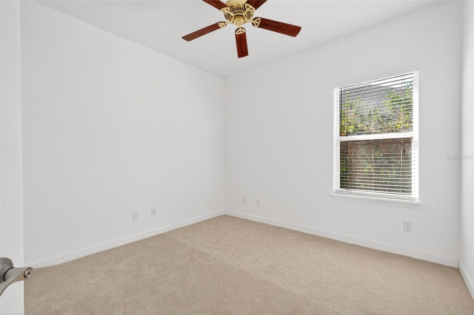 PARK PLACE ON LAKE JOANNA - Residential