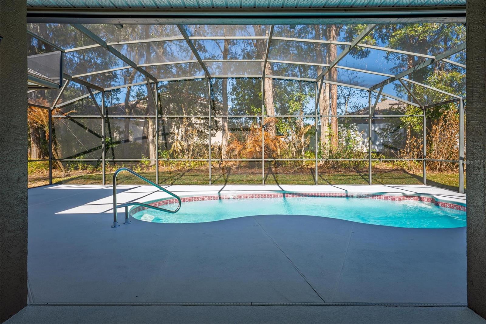 PARK PLACE ON LAKE JOANNA - Residential