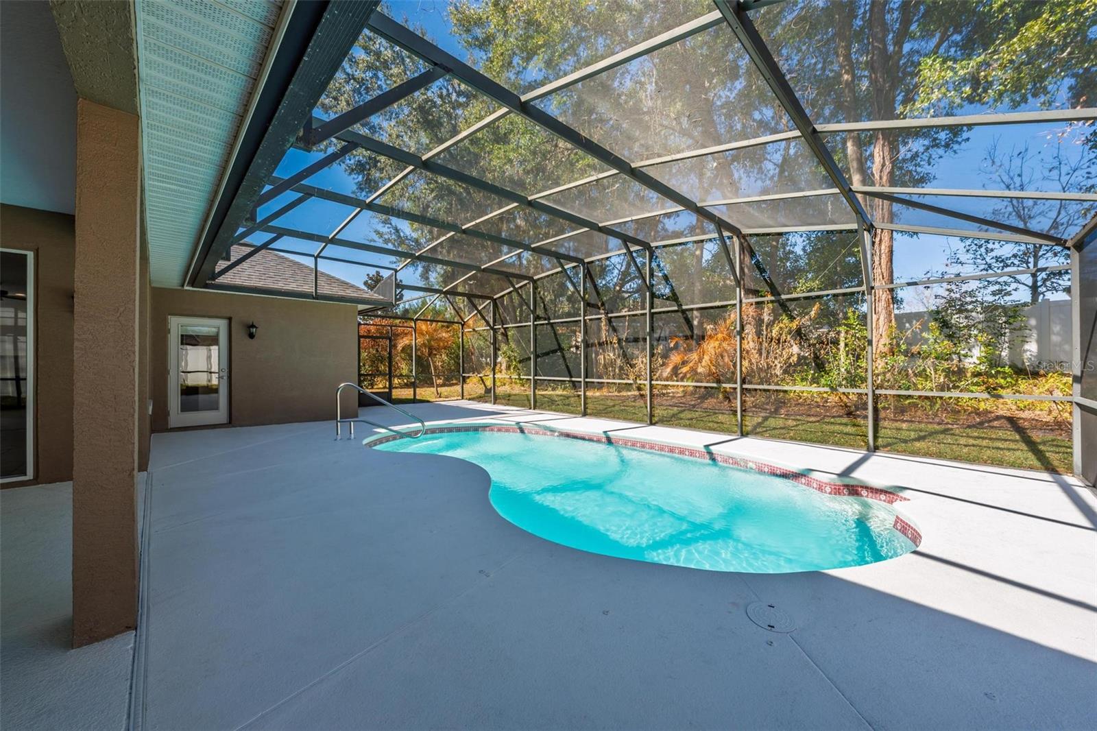 PARK PLACE ON LAKE JOANNA - Residential