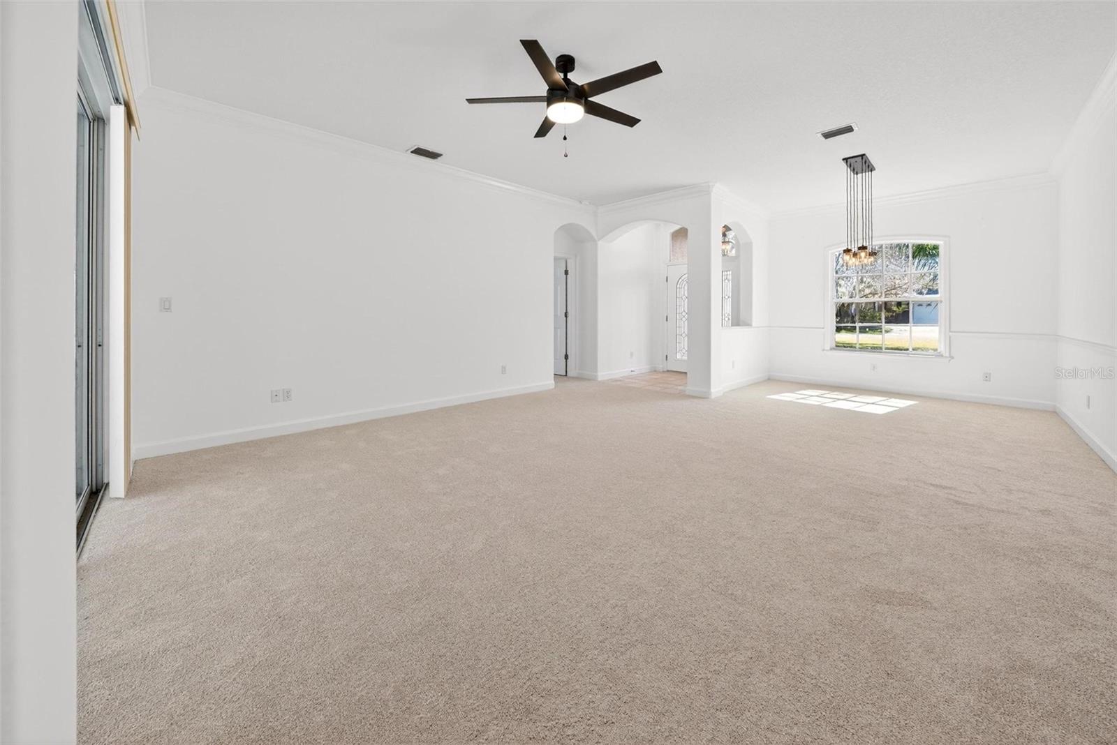 PARK PLACE ON LAKE JOANNA - Residential