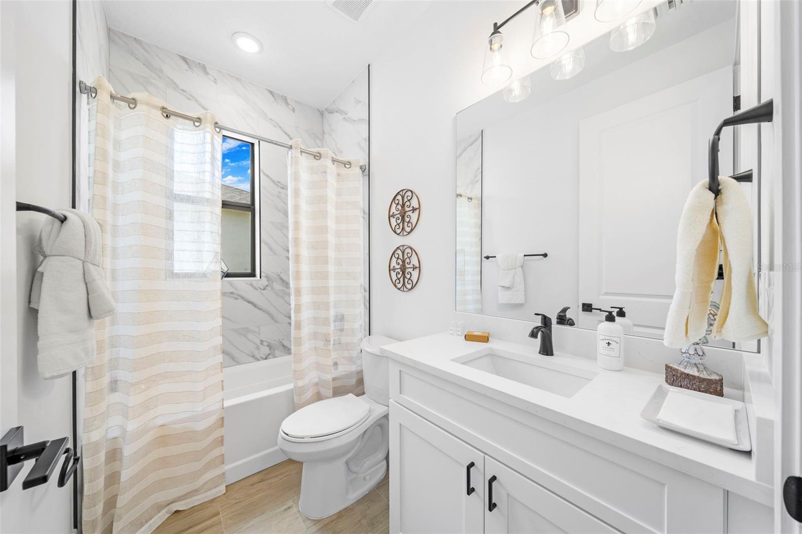 PORT MALABAR UNIT 25 - Residential