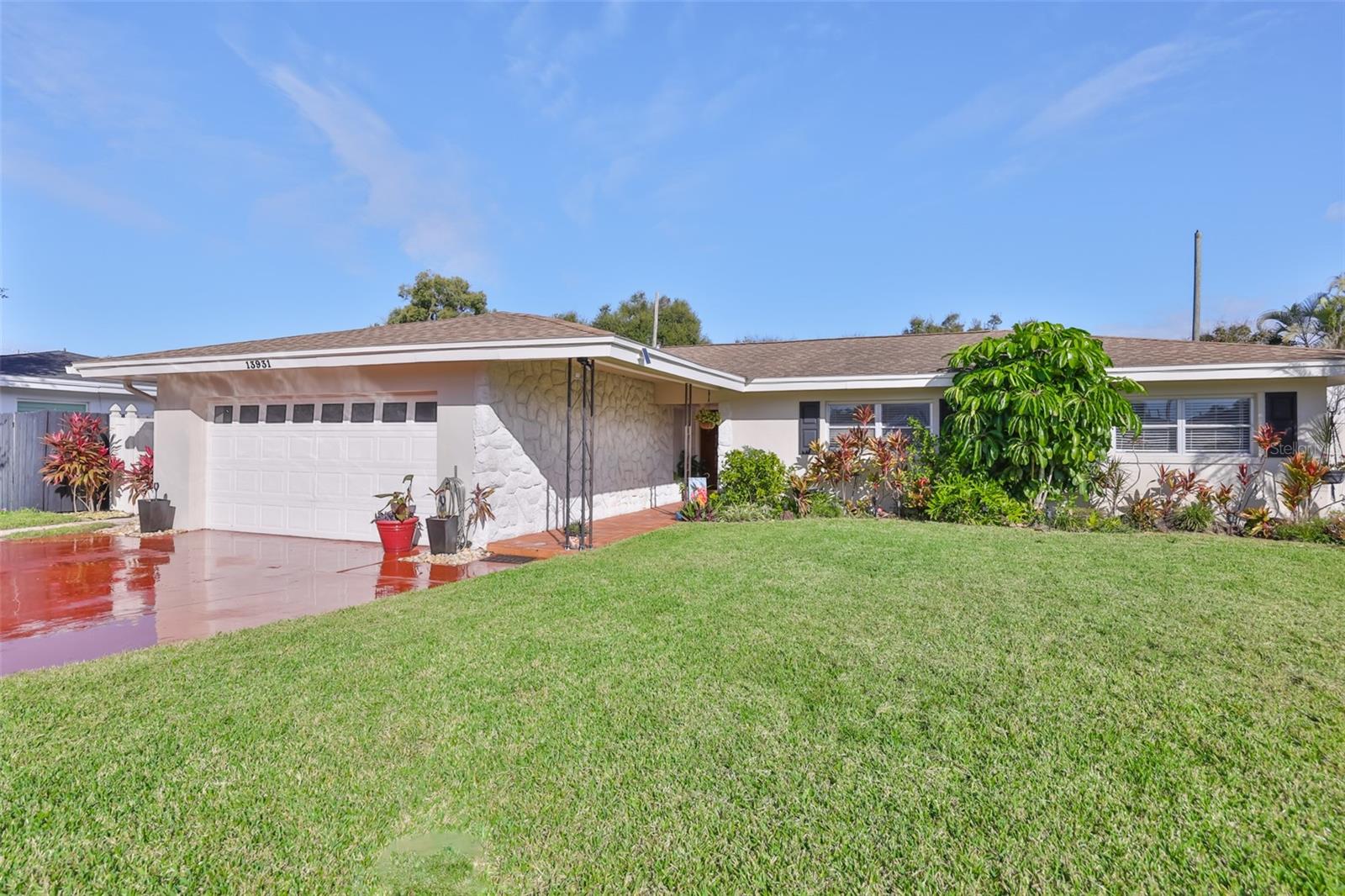 OAKHURST GROVES - Residential