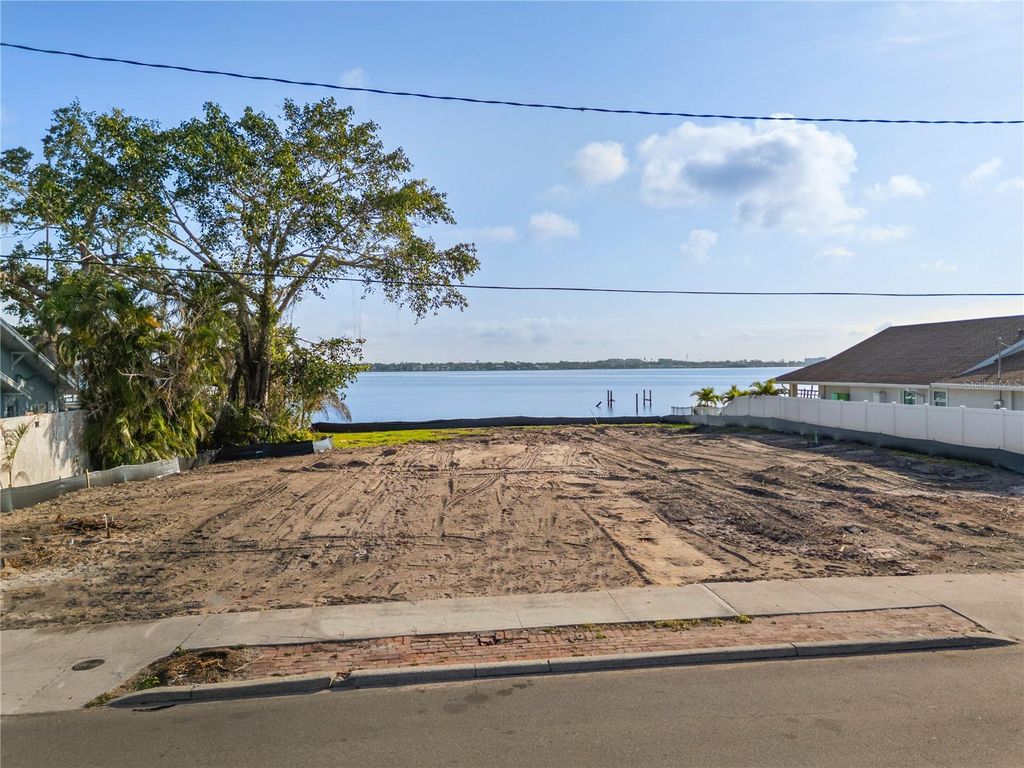 Photo of 2716 Riverview Boulevard, Bradenton, FL 34205 (MLS # A4653442)