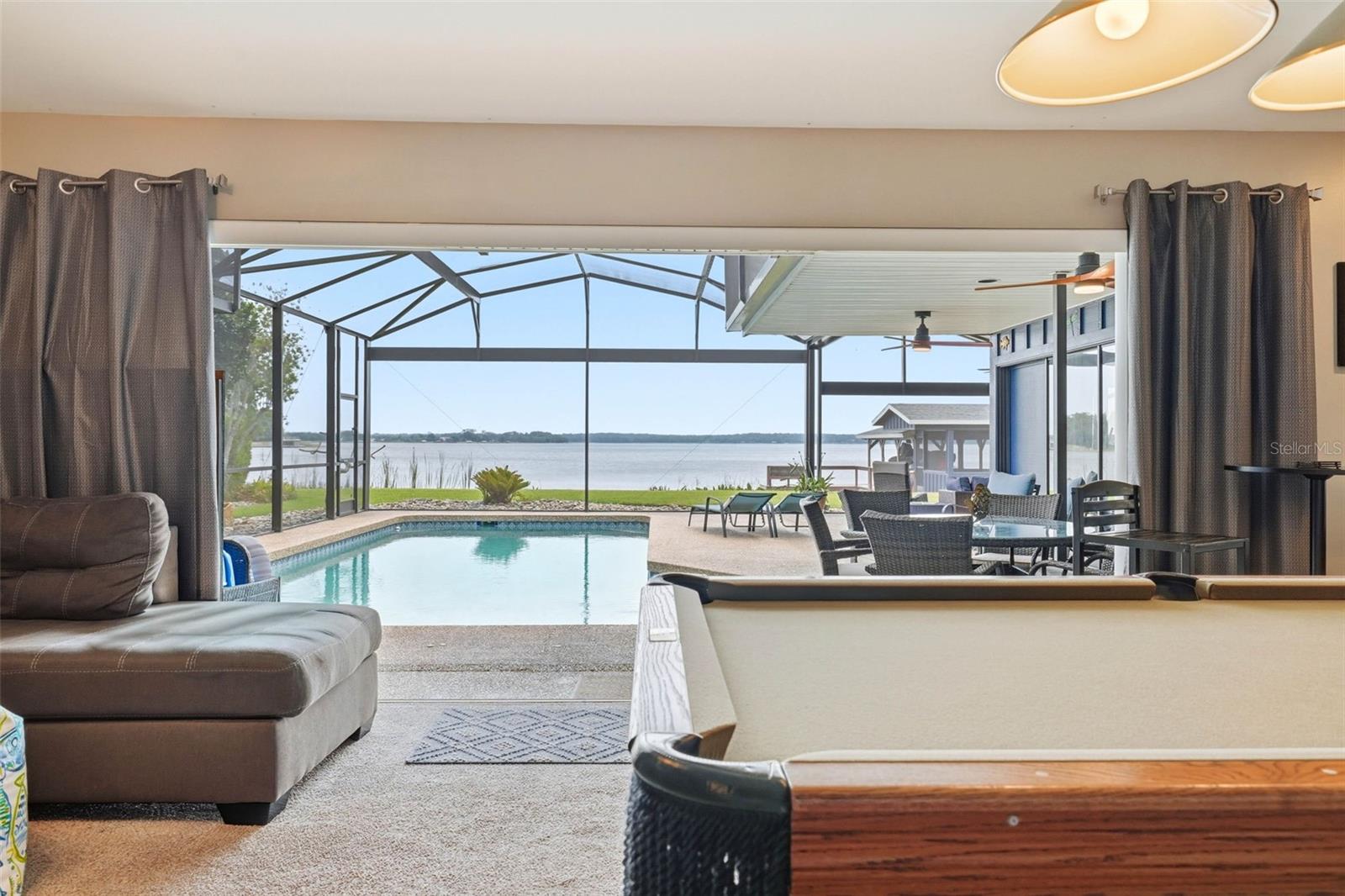 LAKE BEAUCLAIRE SUB - Residential